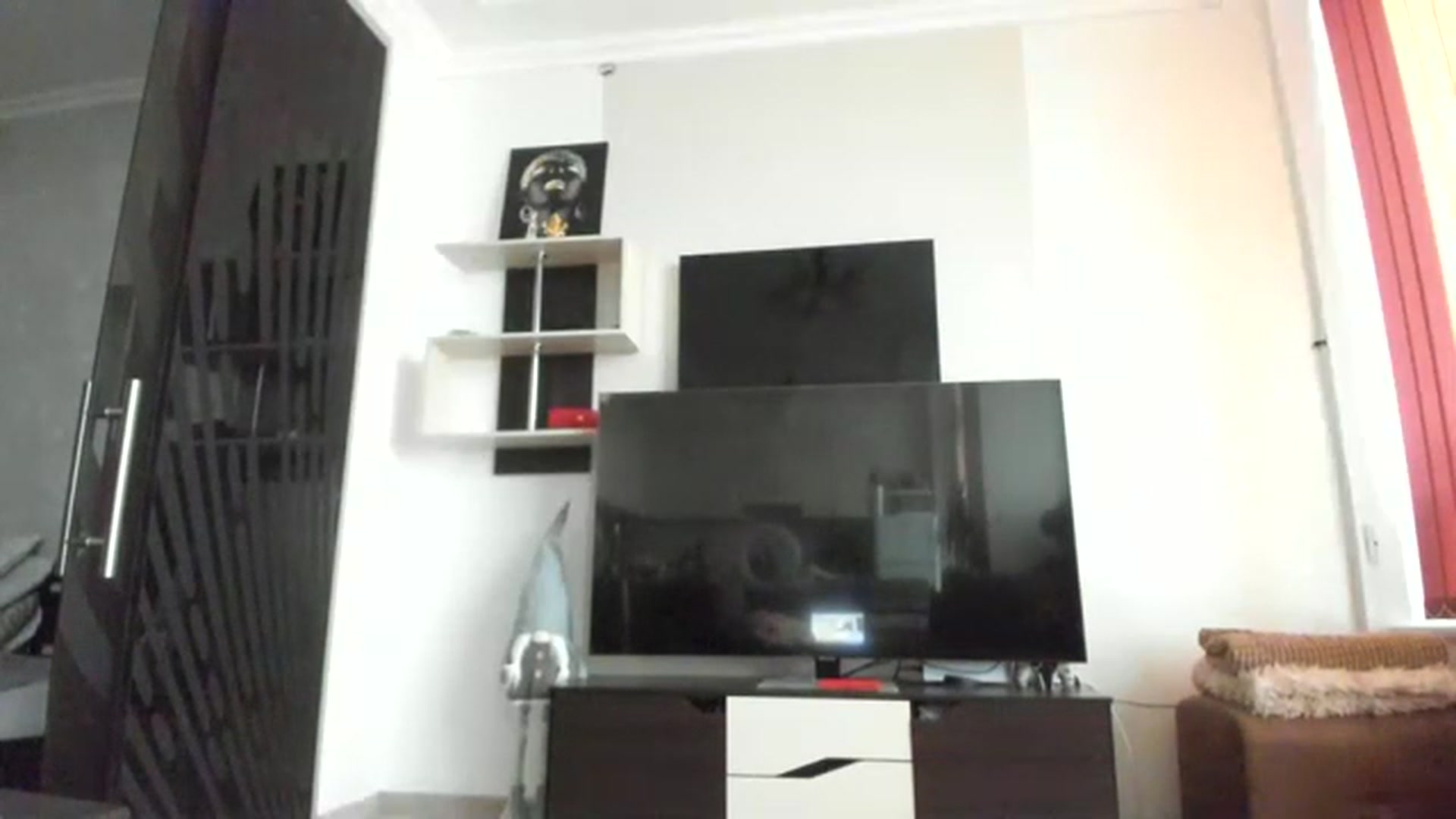 Gallery image thumbnail from Onekiss1's myfreecams stream on, 01/27/2023, 08:37 image 15 of 20