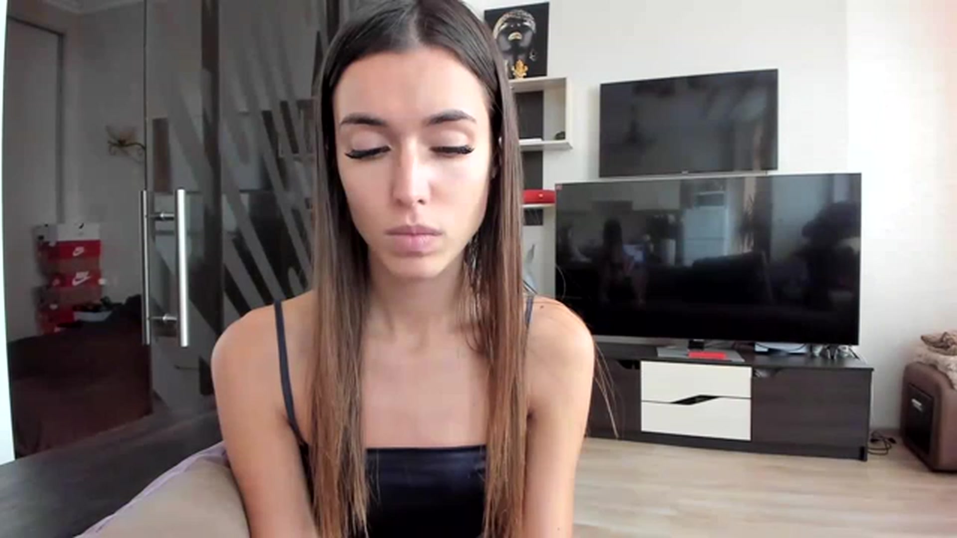 Gallery image thumbnail from Onekiss1's myfreecams stream on, 01/31/2023, 12:29 image 9 of 20