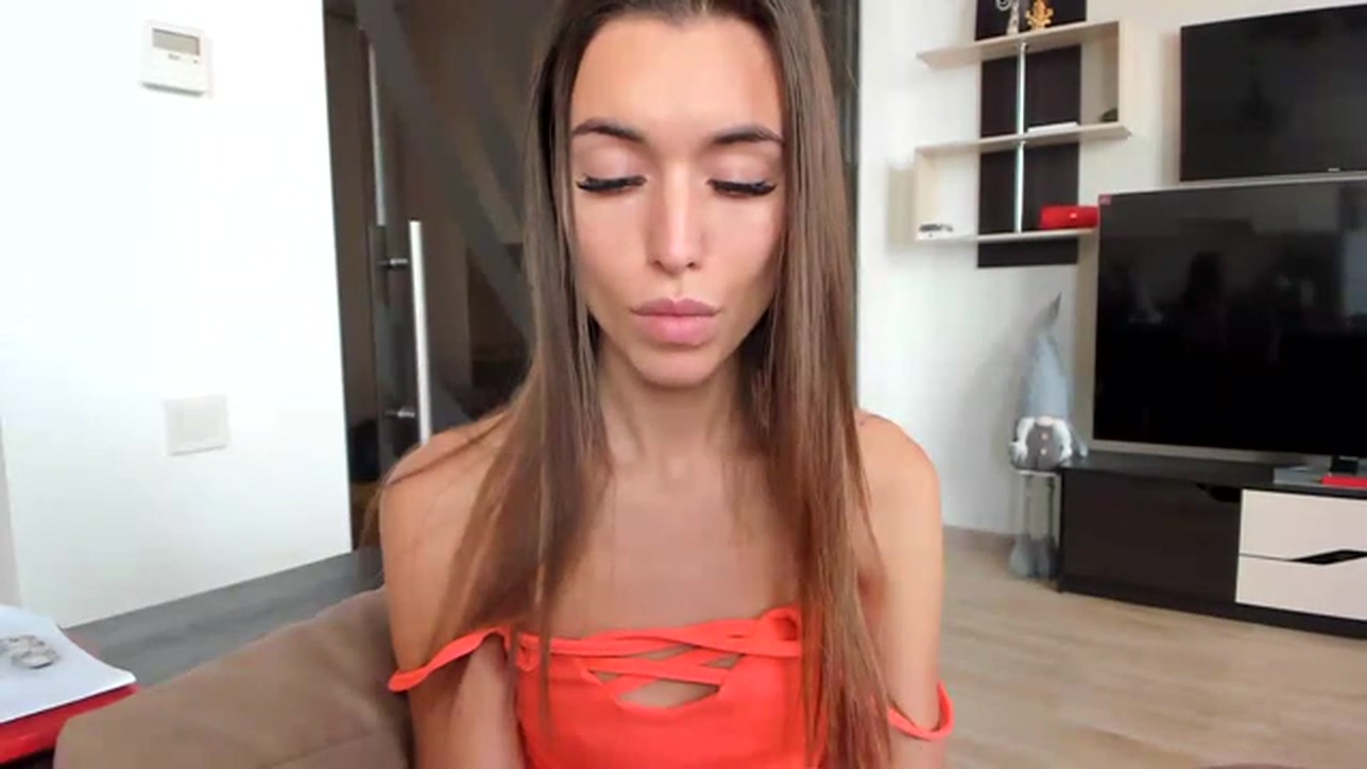 Gallery image thumbnail from Onekiss1's myfreecams stream on, 02/02/2023, 08:54 image 20 of 20