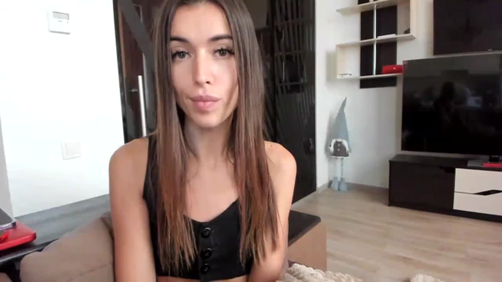 Gallery image thumbnail from Onekiss1's myfreecams stream on, 02/04/2023, 09:49 image 2 of 20