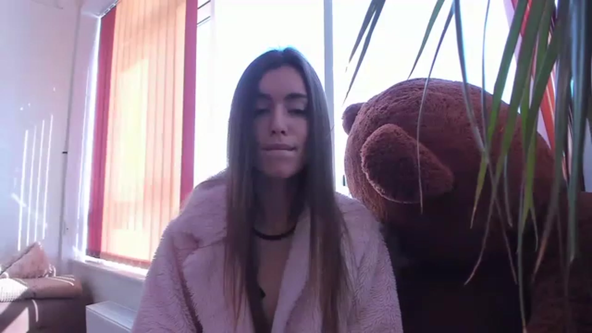 Gallery image thumbnail from Onekiss1's myfreecams stream on, 02/17/2023, 07:41 image 16 of 20