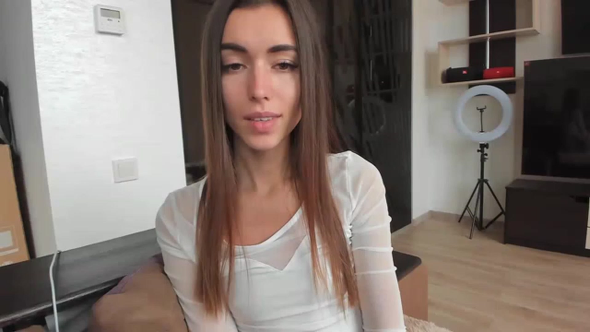 Gallery image thumbnail from Onekiss1's myfreecams stream on, 02/18/2023, 07:34 image 9 of 20