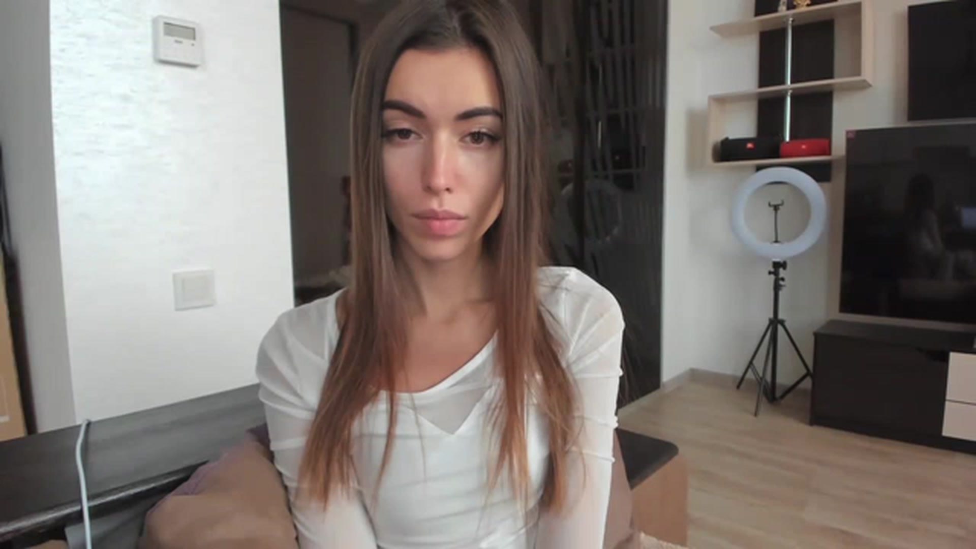 Gallery image thumbnail from Onekiss1's myfreecams stream on, 02/18/2023, 07:34 image 2 of 20