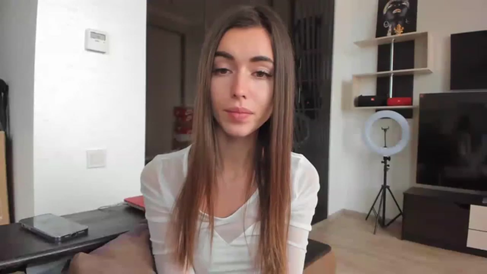 Gallery image thumbnail from Onekiss1's myfreecams stream on, 02/18/2023, 10:30 image 1 of 20