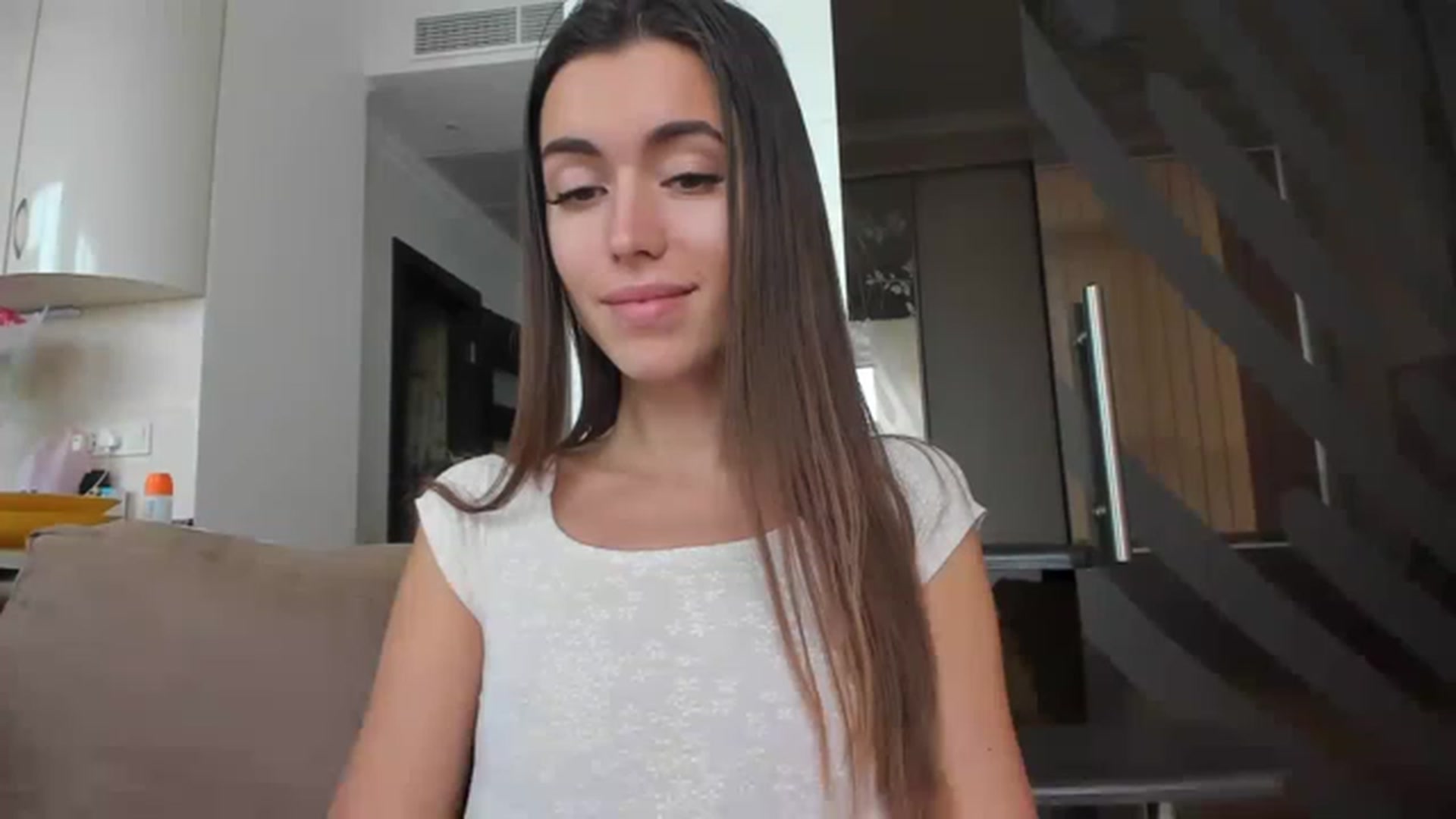 Gallery image thumbnail from Onekiss1's myfreecams stream on, 02/19/2023, 08:56 image 5 of 20