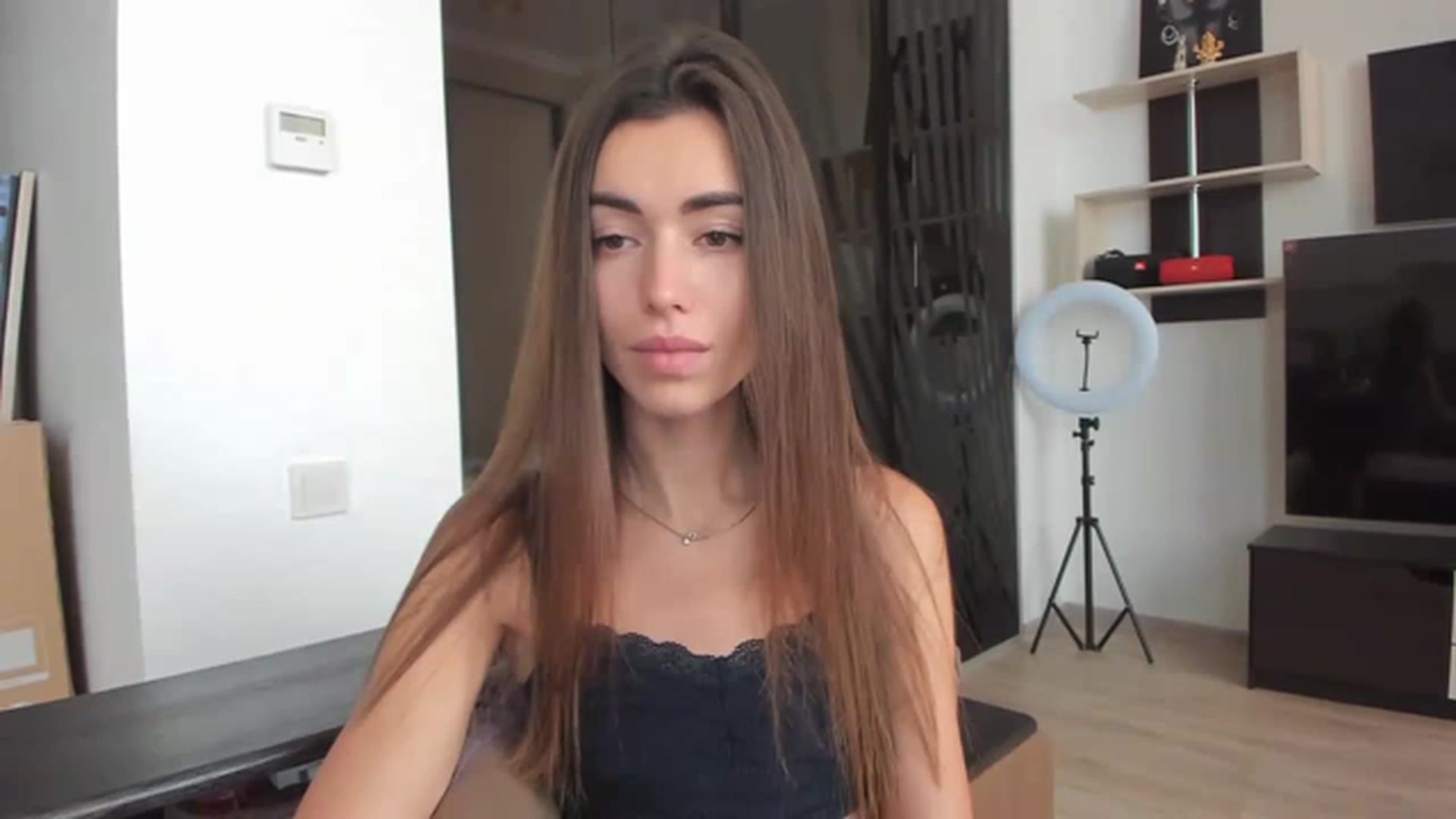 Gallery image thumbnail from Onekiss1's myfreecams stream on, 02/27/2023, 07:41 image 14 of 20
