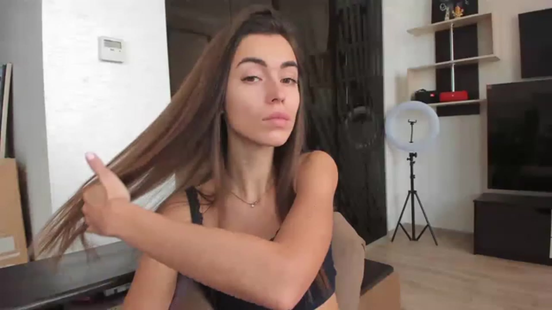 Gallery image thumbnail from Onekiss1's myfreecams stream on, 02/27/2023, 07:41 image 19 of 20