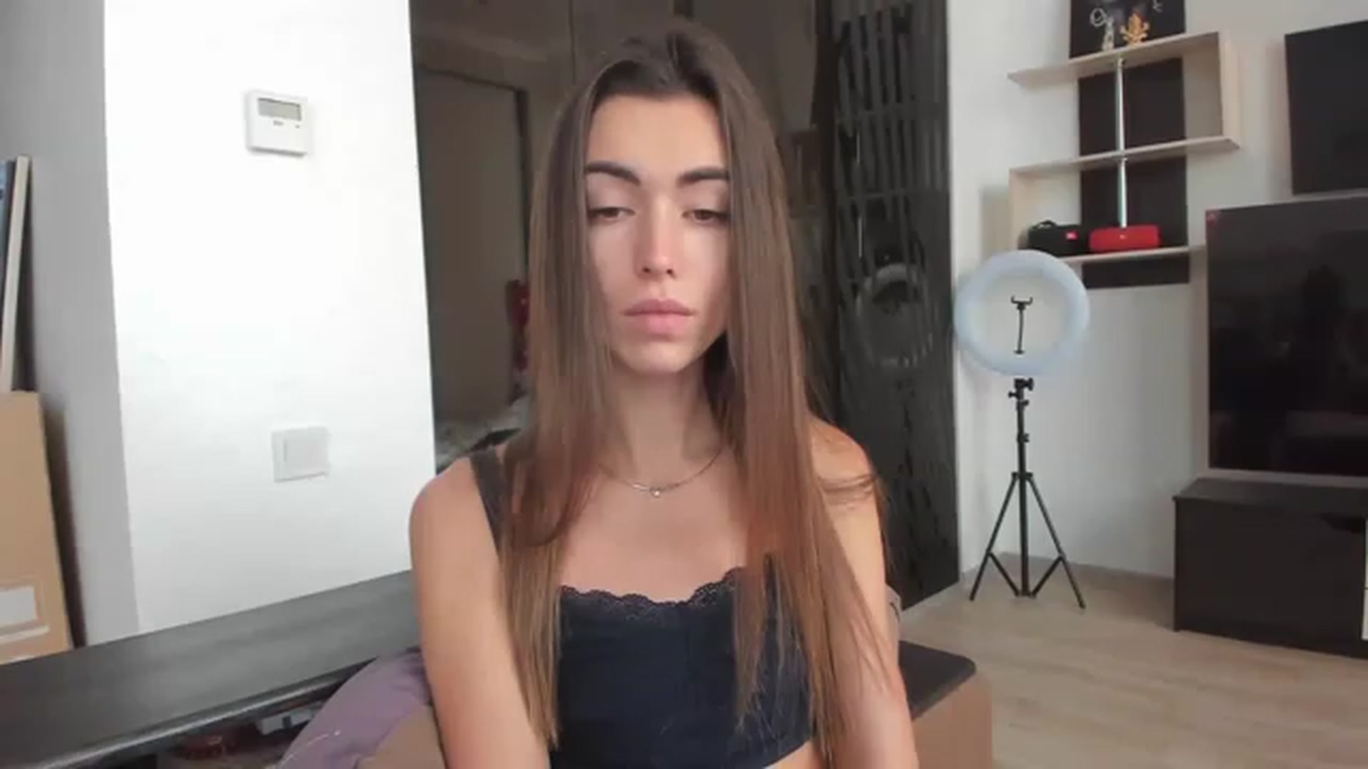 Gallery image thumbnail from Onekiss1's myfreecams stream on, 02/27/2023, 07:41 image 6 of 20