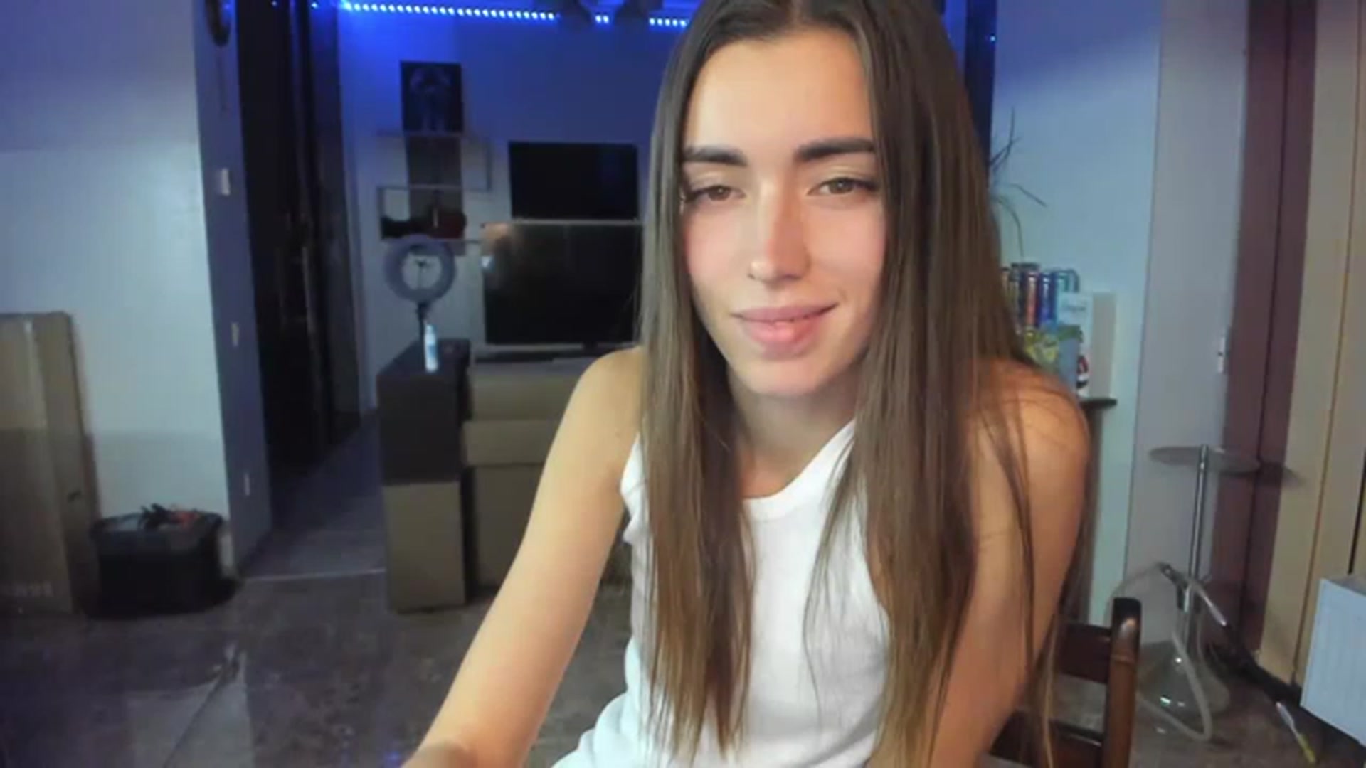 Gallery image thumbnail from Onekiss1's myfreecams stream on, 03/02/2023, 20:07 image 12 of 20