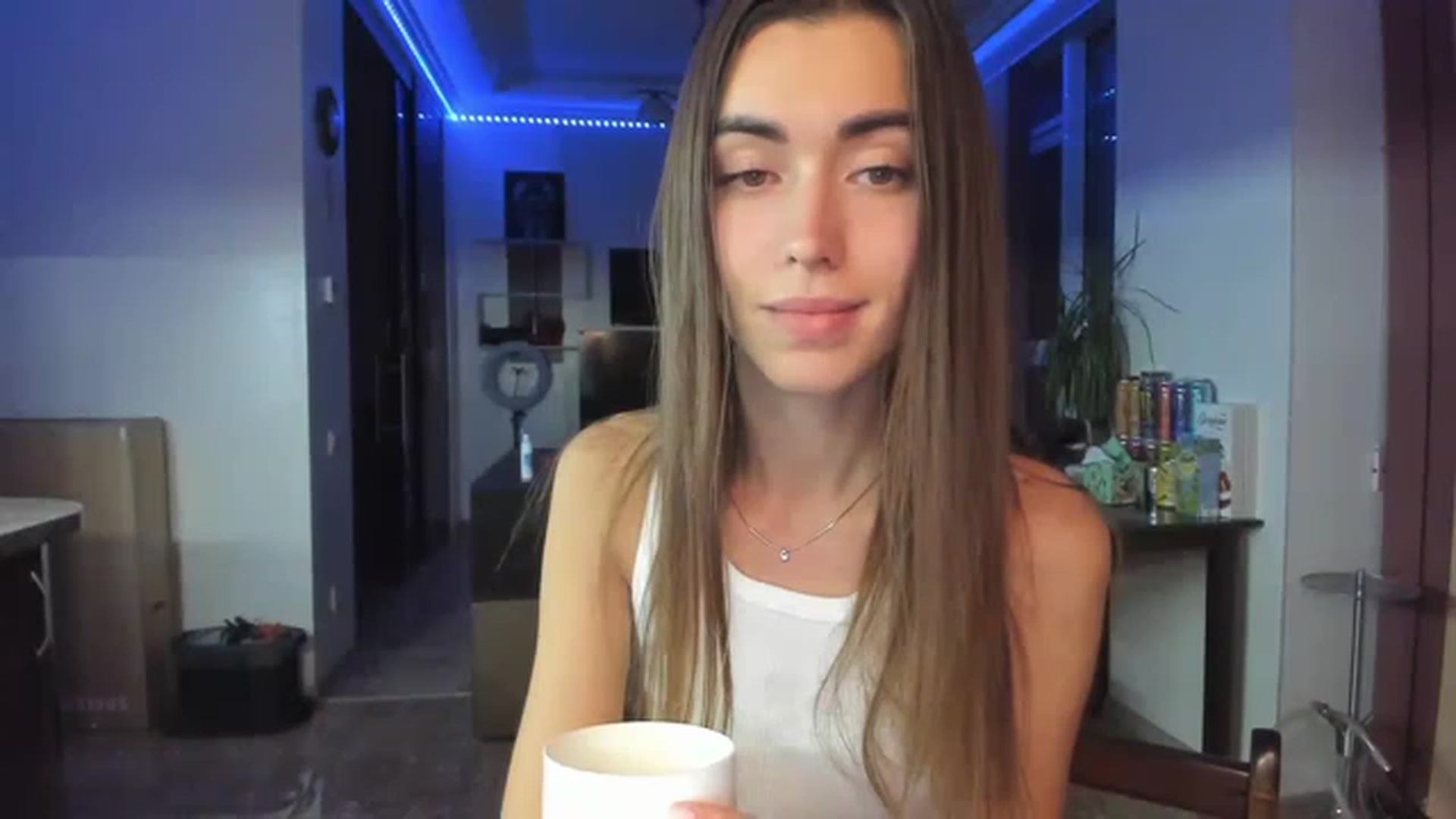 Gallery image thumbnail from Onekiss1's myfreecams stream on, 03/02/2023, 20:07 image 3 of 20