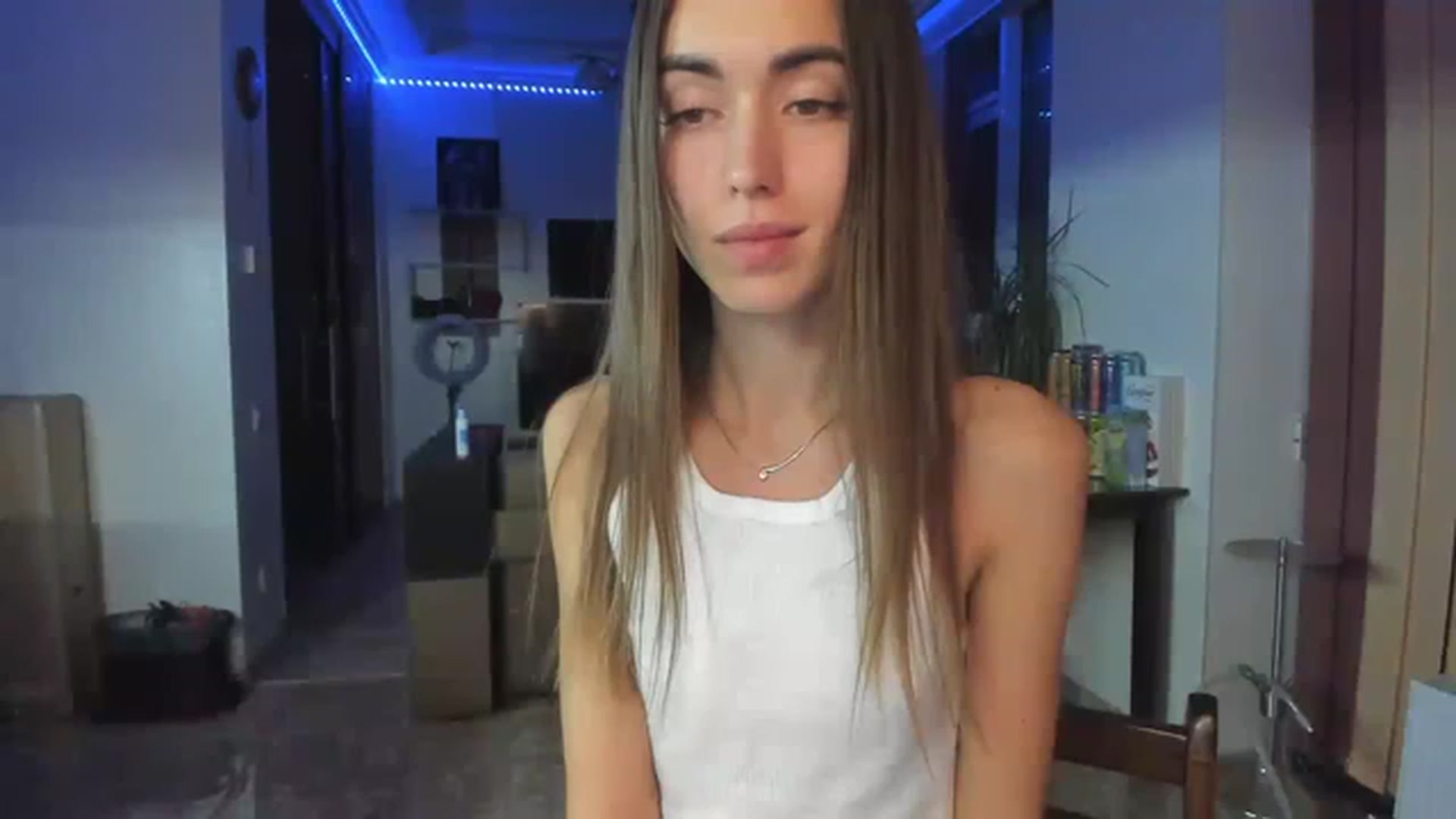 Gallery image thumbnail from Onekiss1's myfreecams stream on, 03/02/2023, 20:07 image 18 of 20