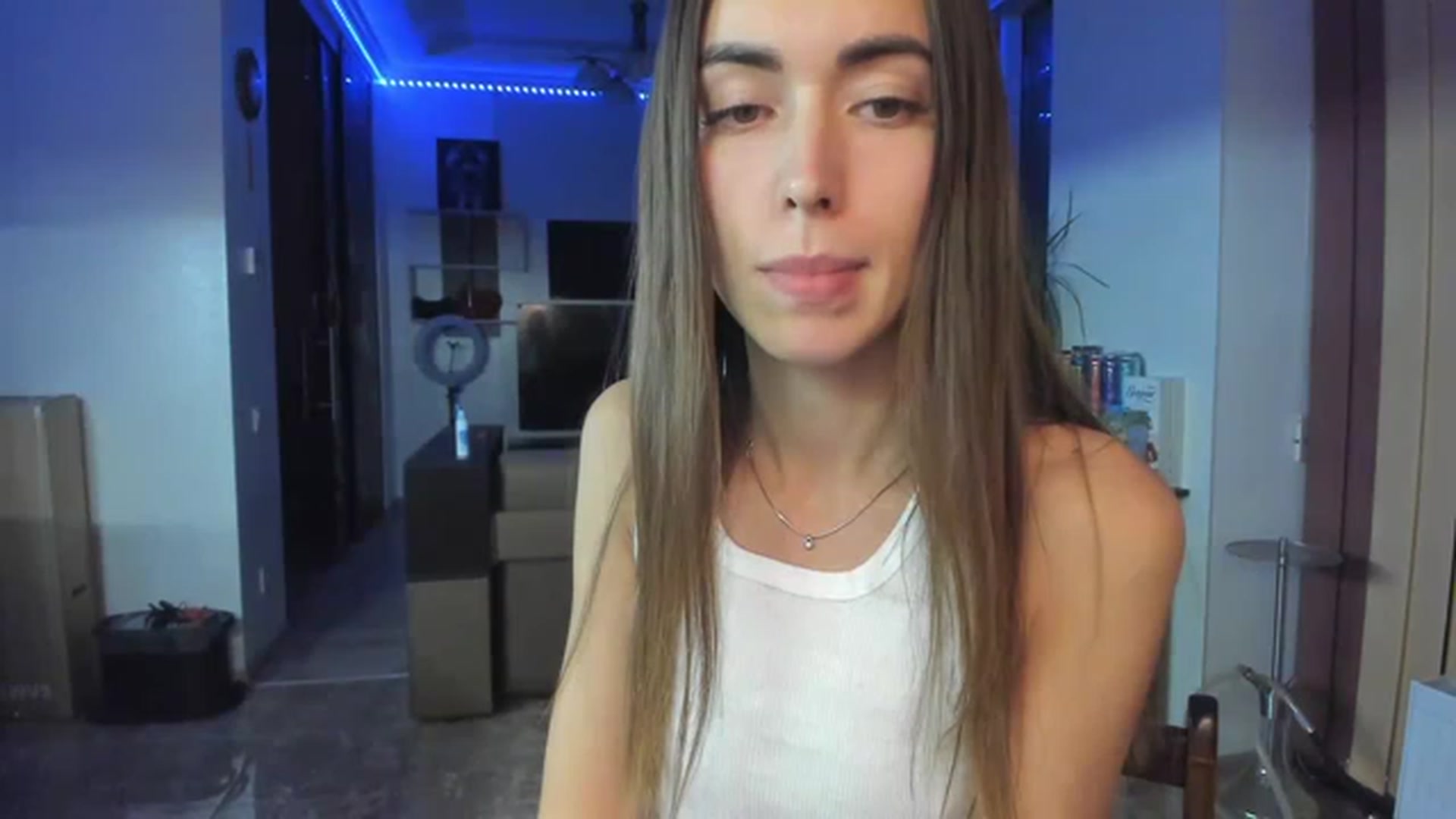 Gallery image thumbnail from Onekiss1's myfreecams stream on, 03/02/2023, 20:07 image 17 of 20