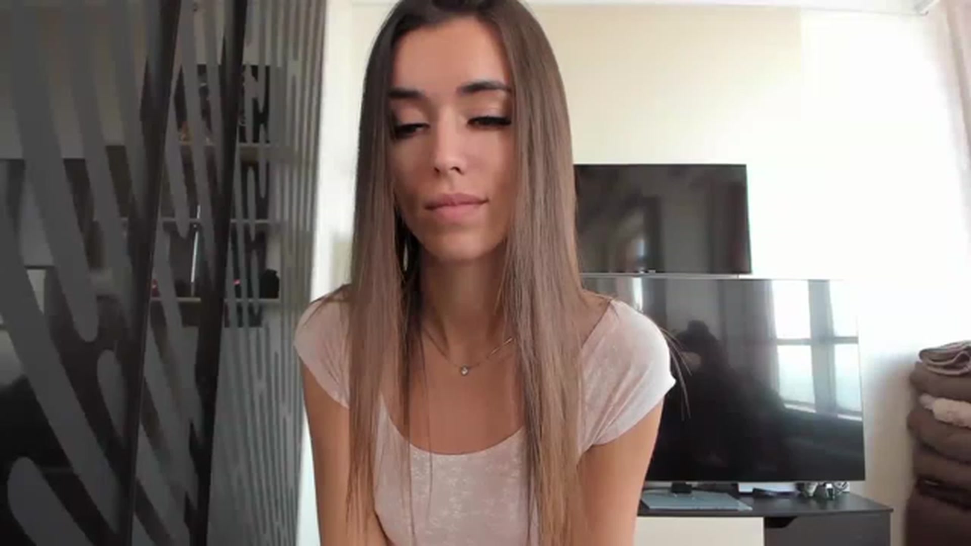 Gallery image thumbnail from Onekiss1's myfreecams stream on, 03/08/2023, 09:44 image 15 of 20