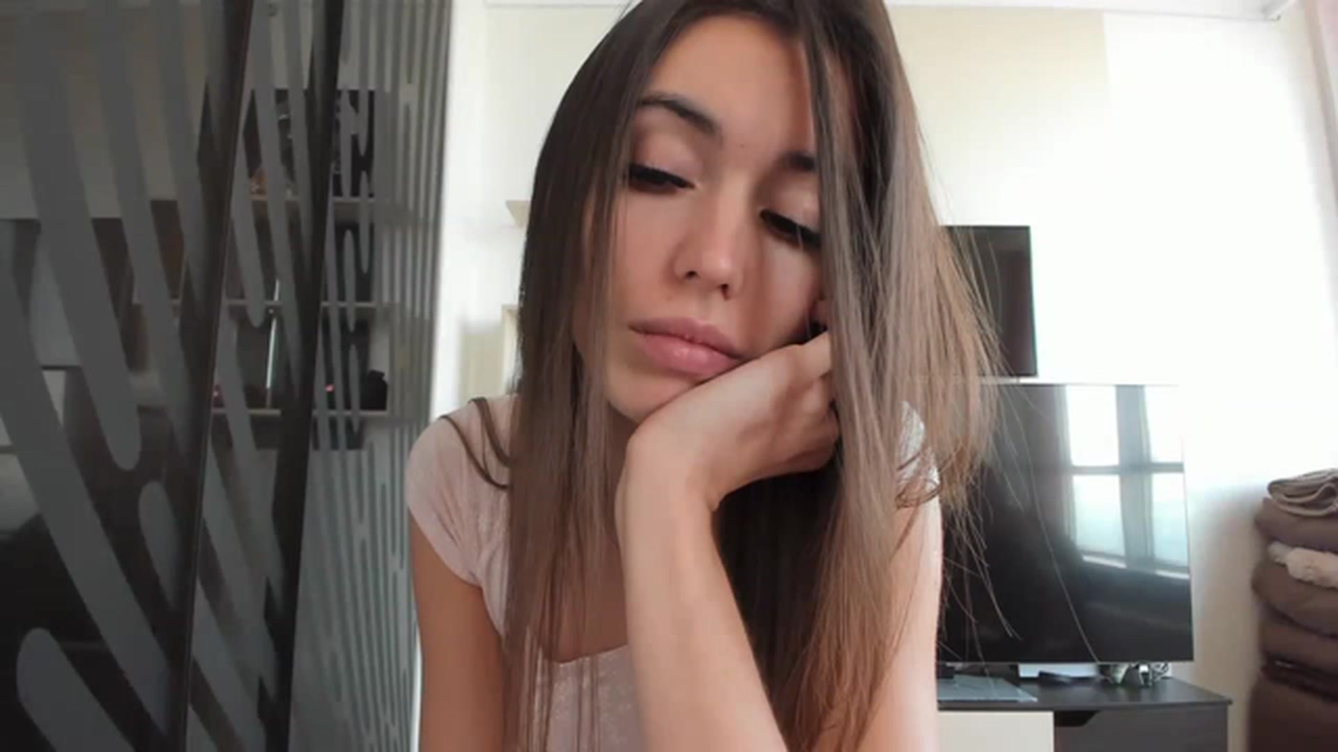 Gallery image thumbnail from Onekiss1's myfreecams stream on, 03/08/2023, 09:44 image 17 of 20