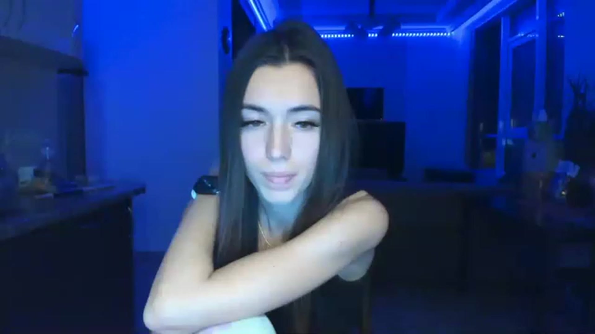 Gallery image thumbnail from Onekiss1's myfreecams stream on, 03/14/2023, 18:32 image 4 of 20