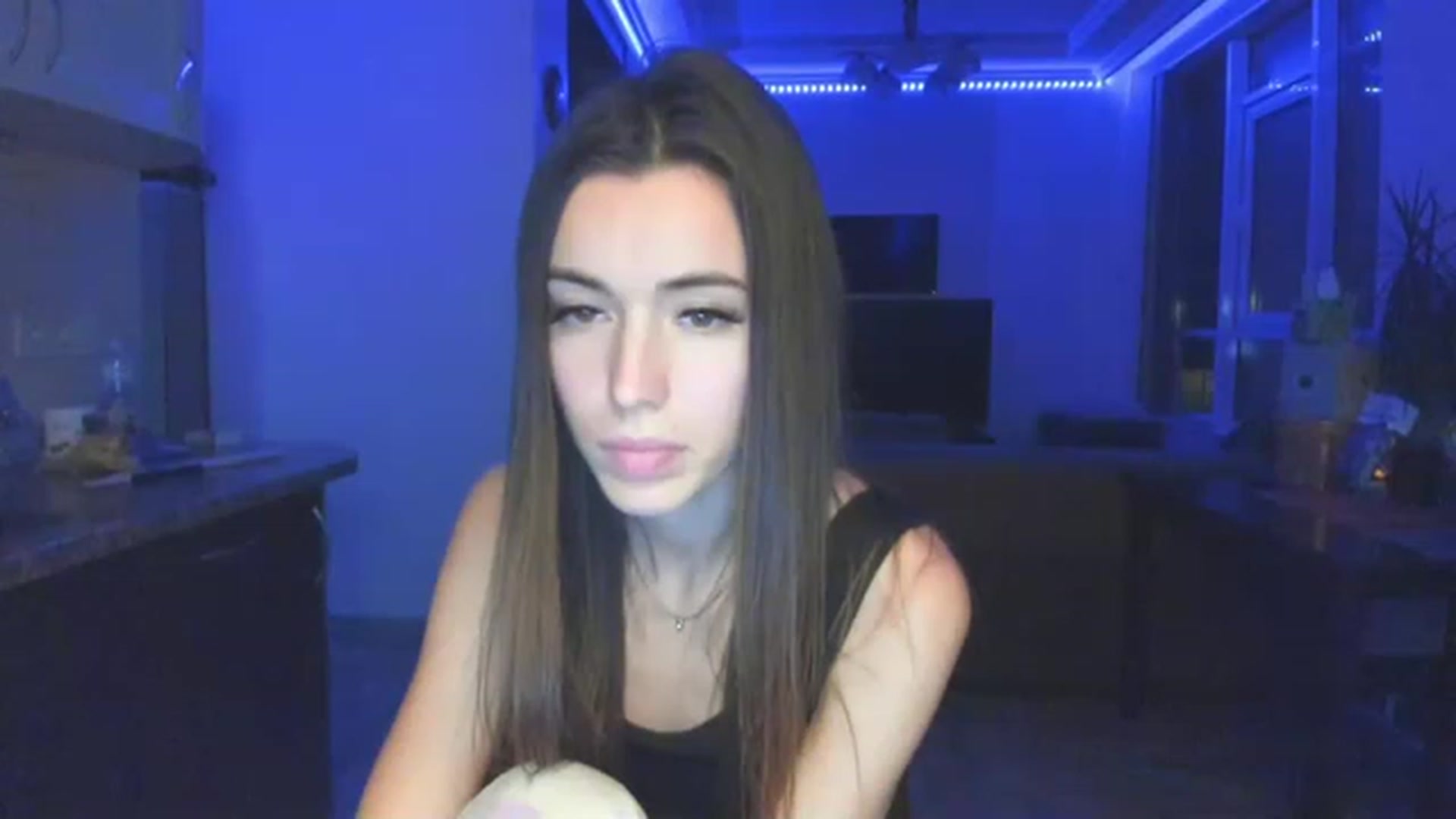 Gallery image thumbnail from Onekiss1's myfreecams stream on, 03/14/2023, 18:32 image 2 of 20