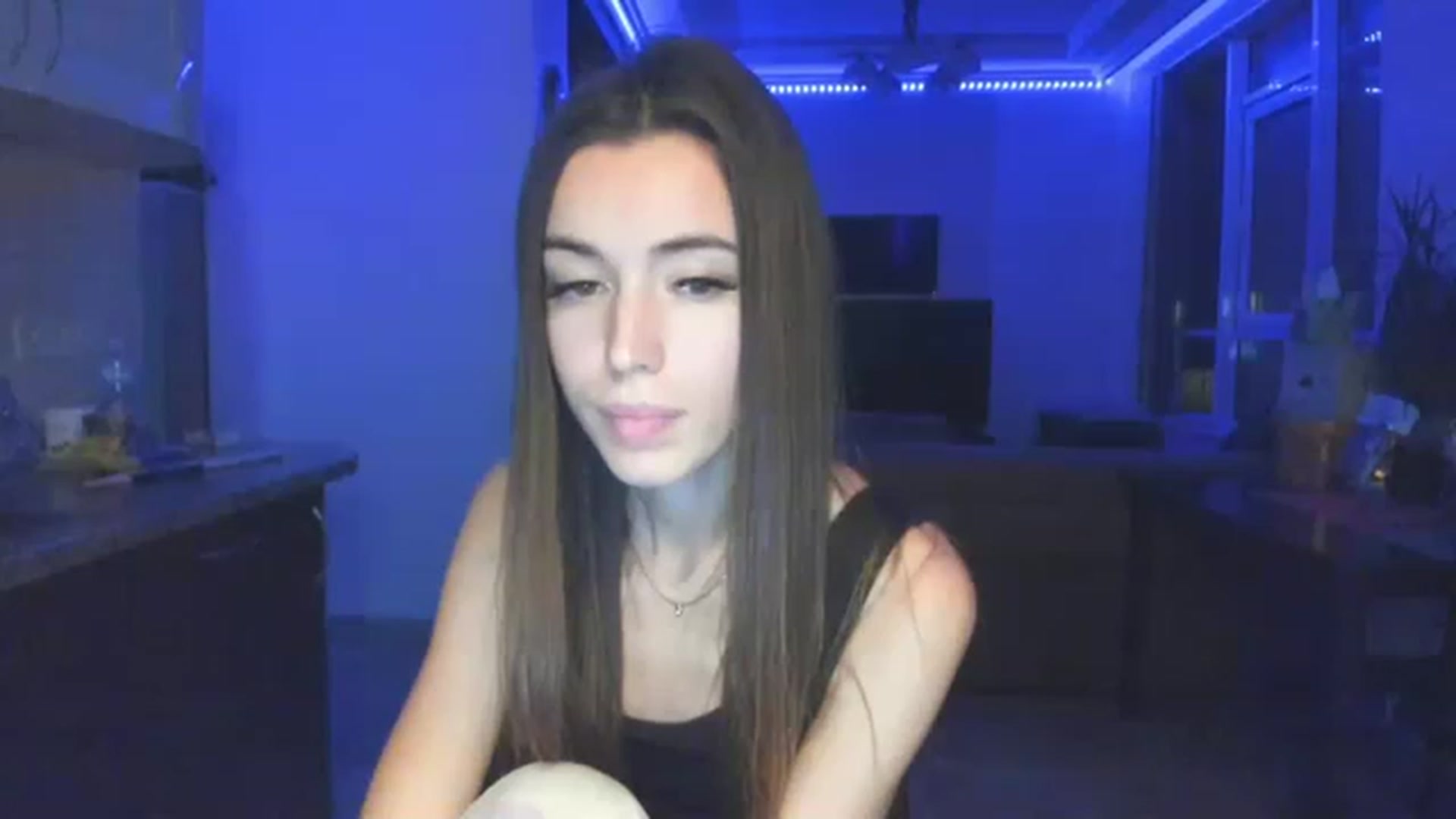 Gallery image thumbnail from Onekiss1's myfreecams stream on, 03/14/2023, 18:32 image 1 of 20