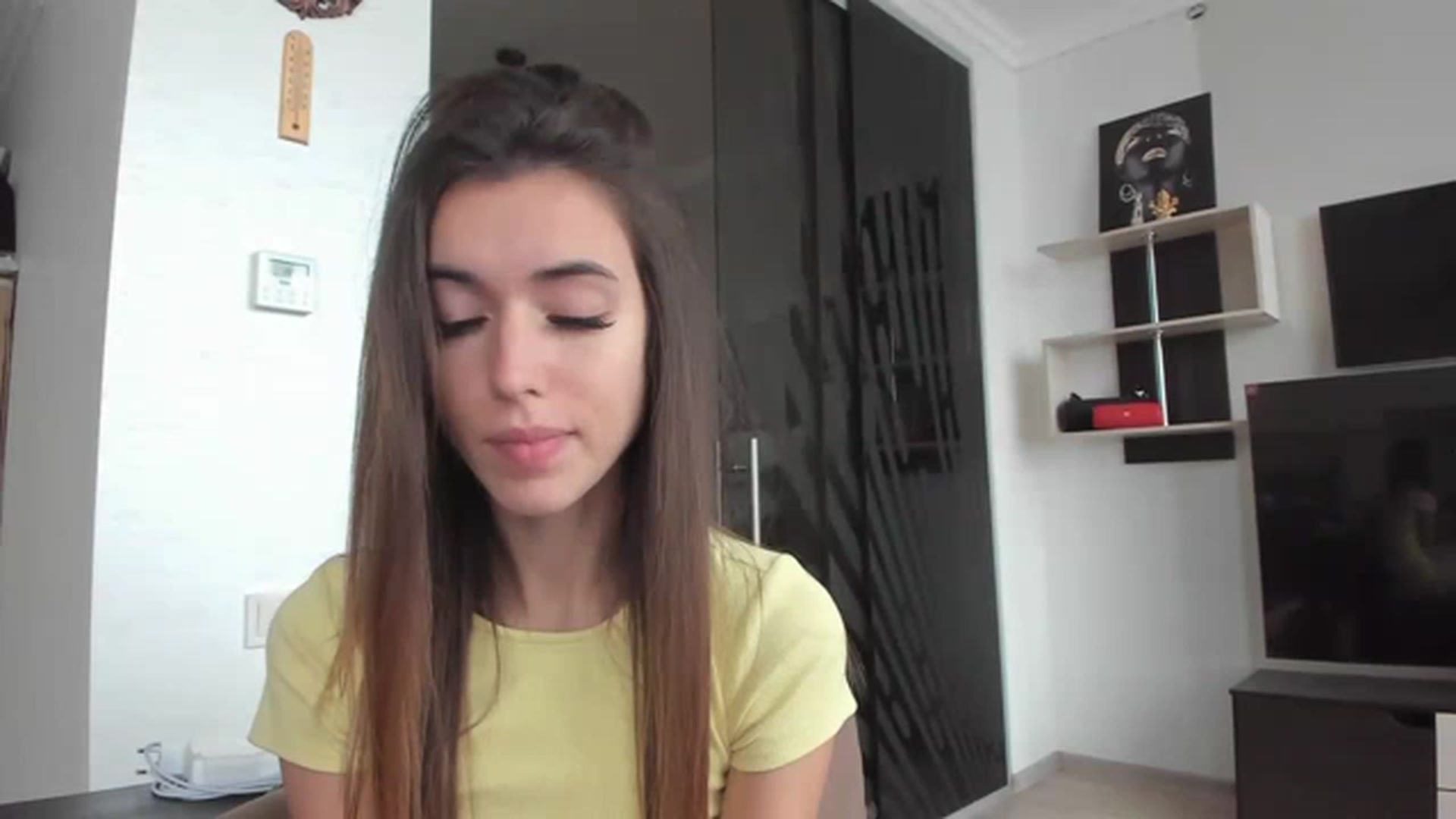 Gallery image thumbnail from Onekiss1's myfreecams stream on, 03/18/2023, 07:34 image 13 of 20