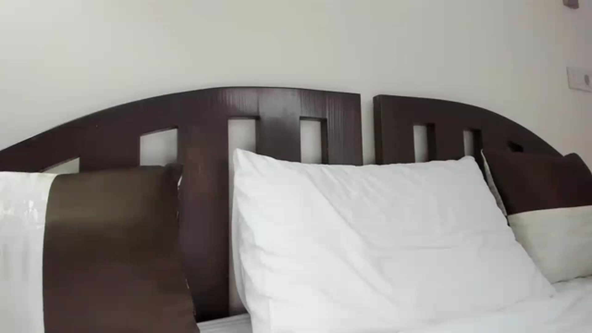 Gallery image thumbnail from Onekiss1's myfreecams stream on, 03/20/2023, 06:24 image 7 of 20