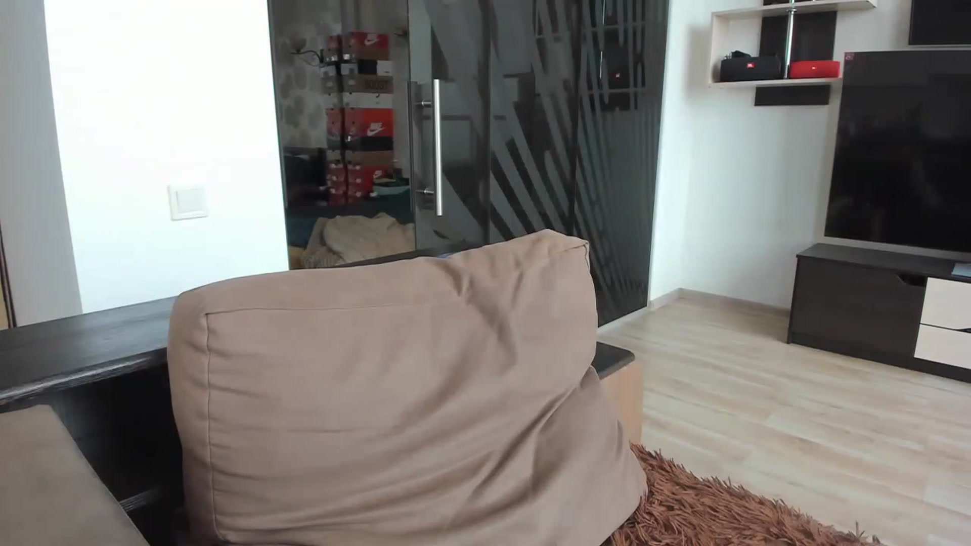 Gallery image thumbnail from Onekiss1's myfreecams stream on, 04/10/2023, 07:41 image 19 of 20