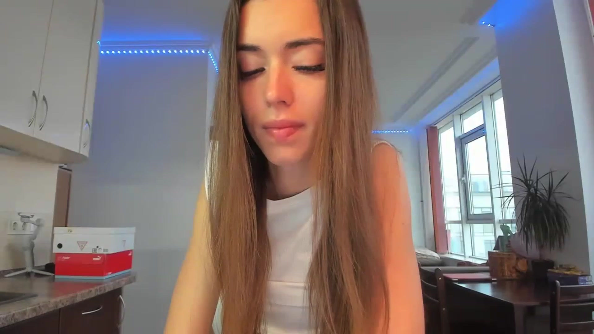 Gallery image thumbnail from Onekiss1's myfreecams stream on, 04/13/2023, 05:19 image 1 of 20