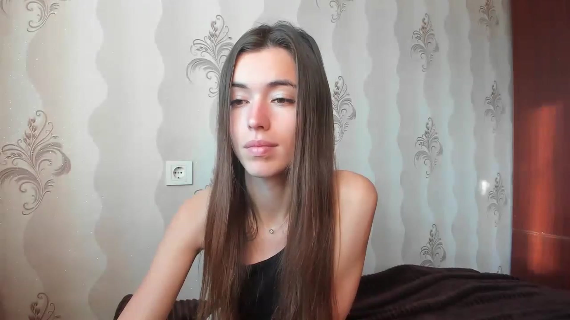 Gallery image thumbnail from Onekiss1's myfreecams stream on, 04/25/2023, 04:51 image 3 of 20