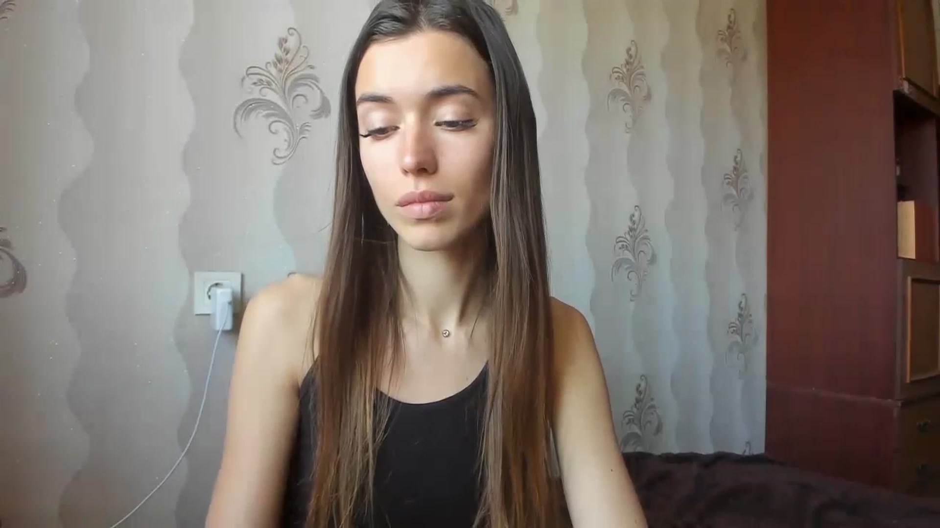 Gallery image thumbnail from Onekiss1's myfreecams stream on, 04/25/2023, 07:53 image 13 of 20