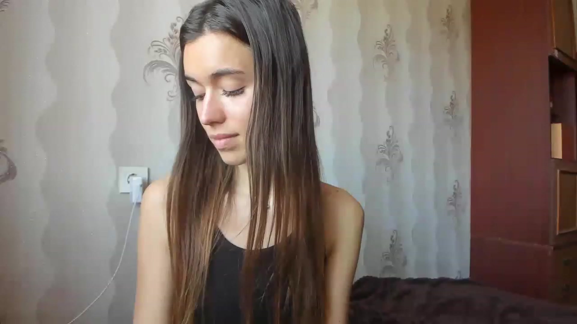 Gallery image thumbnail from Onekiss1's myfreecams stream on, 04/25/2023, 07:53 image 7 of 20