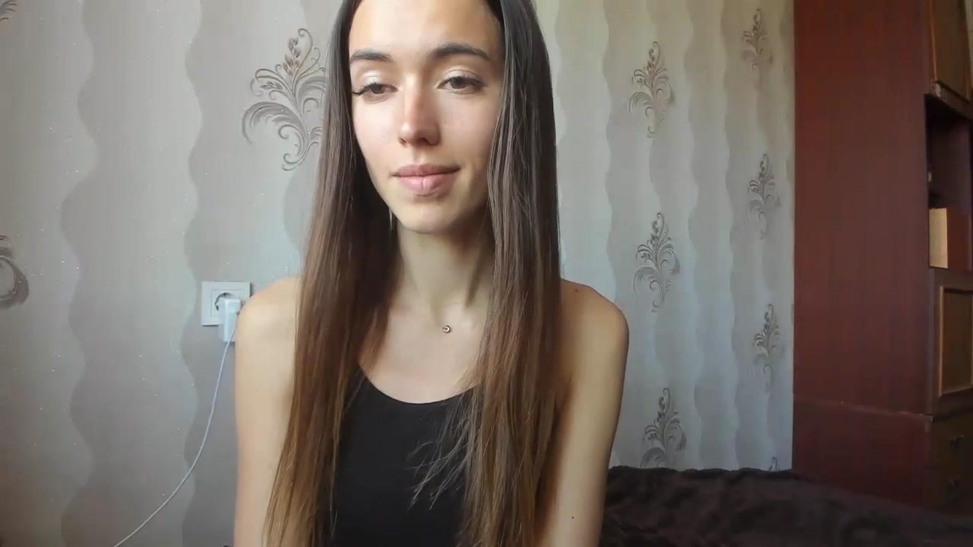 Gallery image thumbnail from Onekiss1's myfreecams stream on, 04/25/2023, 07:53 image 5 of 20
