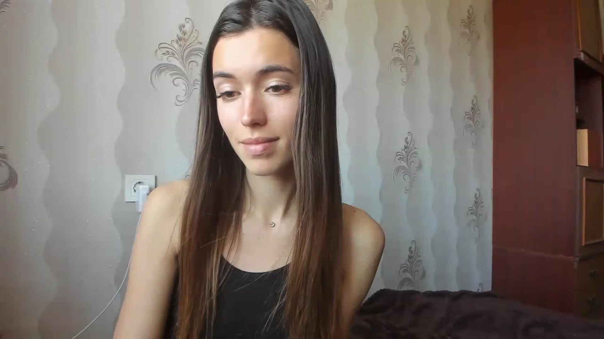 Gallery image thumbnail from Onekiss1's myfreecams stream on, 04/25/2023, 07:53 image 9 of 20