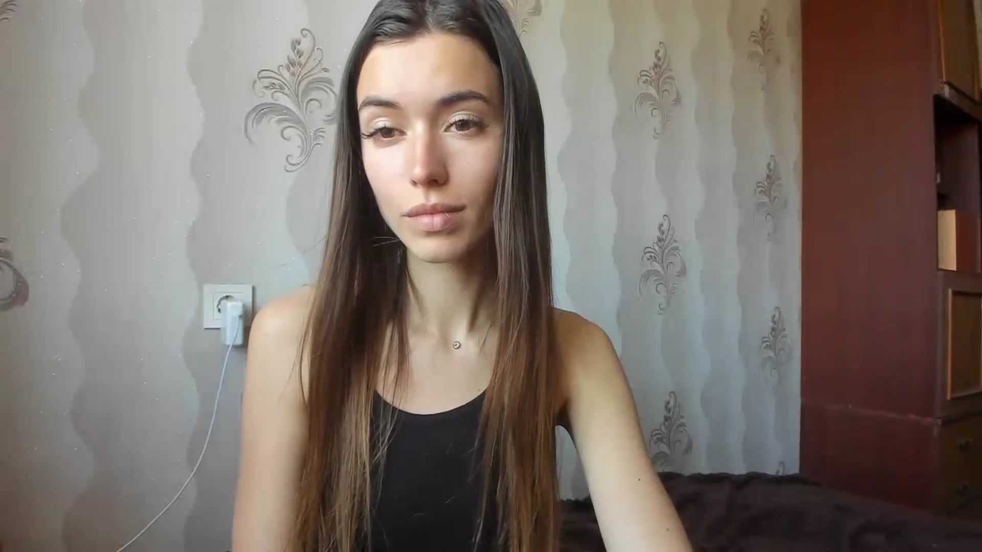 Gallery image thumbnail from Onekiss1's myfreecams stream on, 04/25/2023, 07:53 image 15 of 20