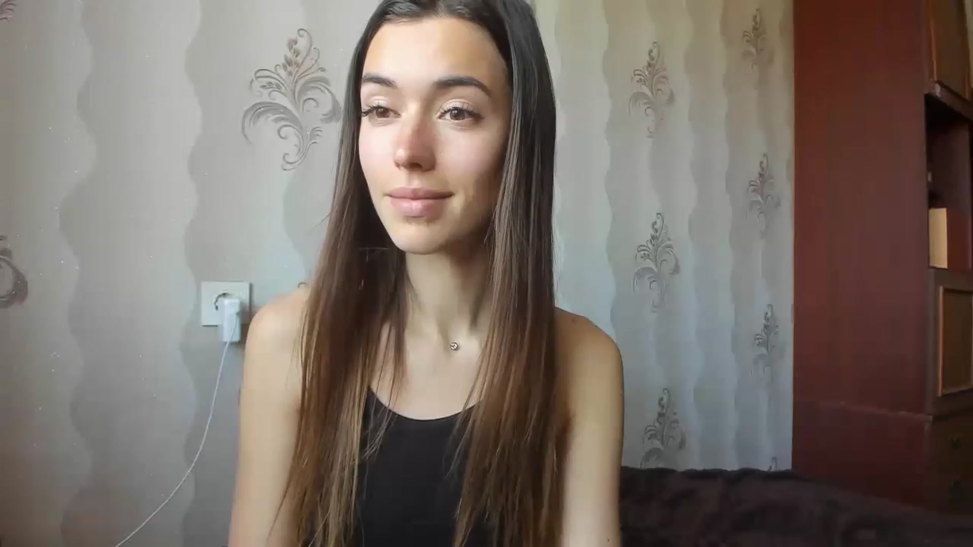 Gallery image thumbnail from Onekiss1's myfreecams stream on, 04/25/2023, 07:53 image 12 of 20