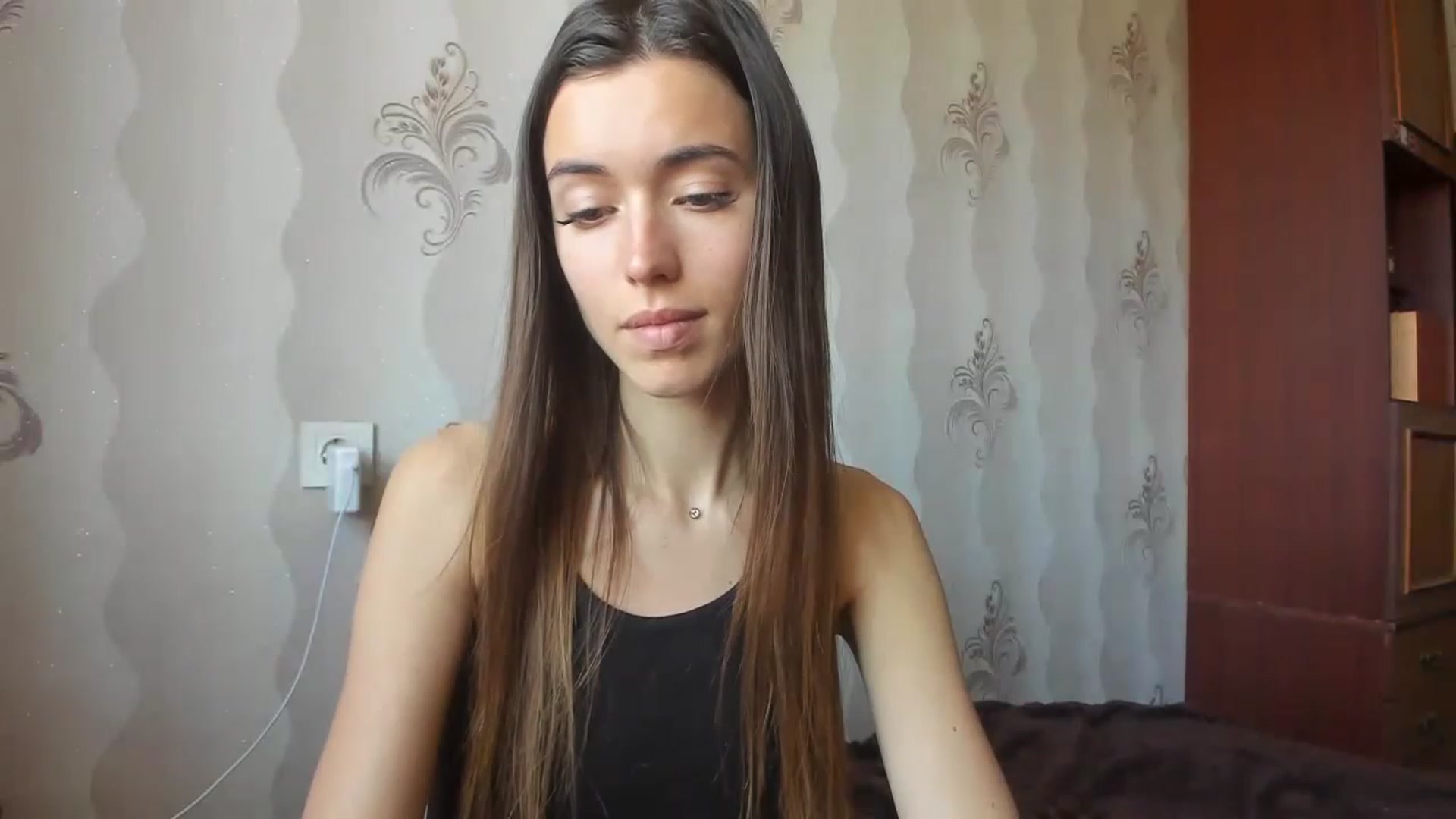 Gallery image thumbnail from Onekiss1's myfreecams stream on, 04/25/2023, 07:53 image 17 of 20