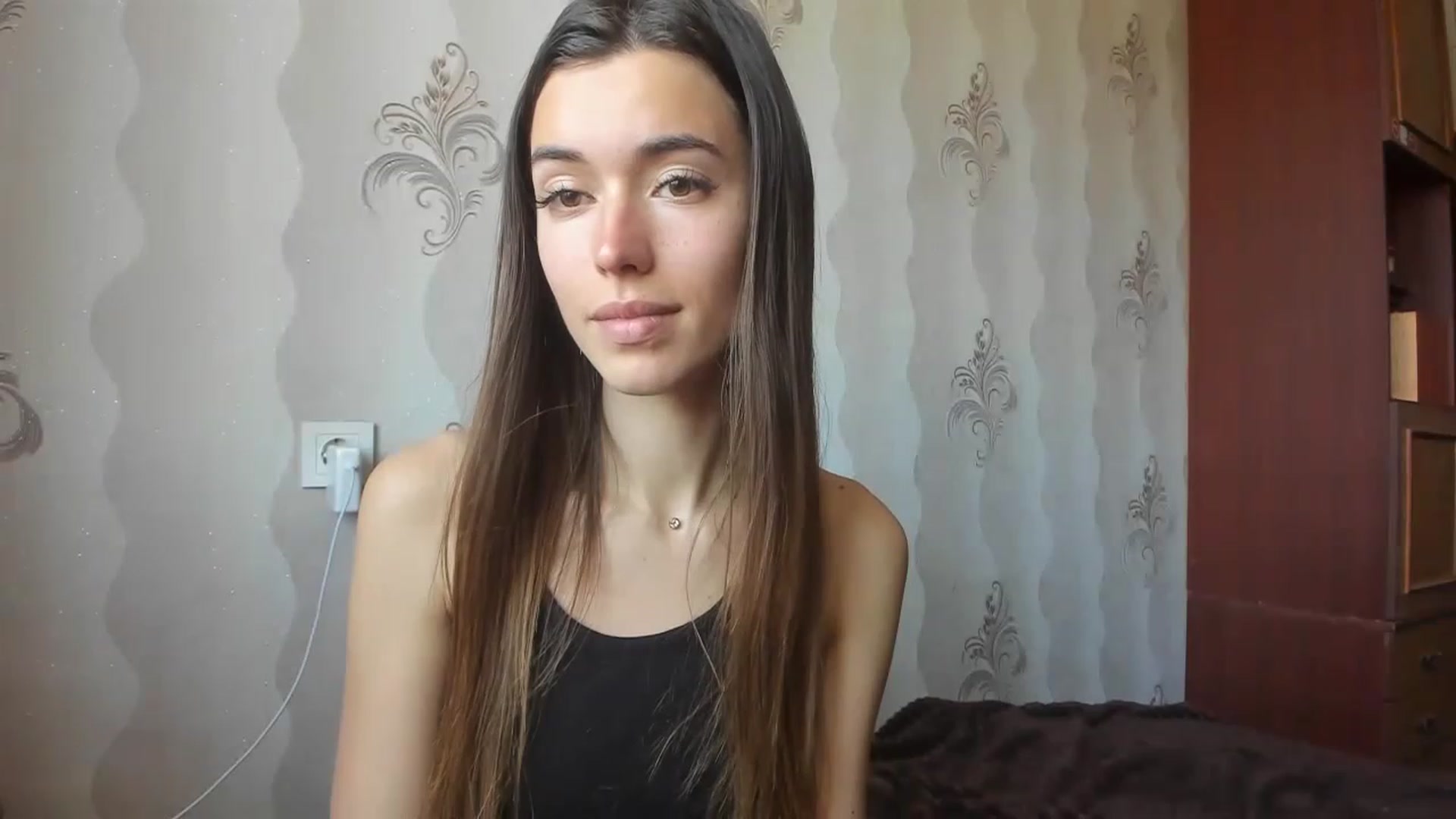 Gallery image thumbnail from Onekiss1's myfreecams stream on, 04/25/2023, 07:53 image 11 of 20