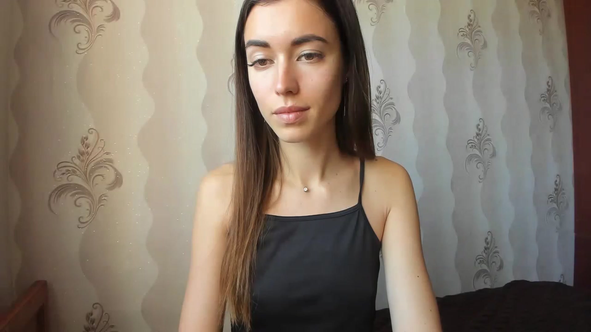 Gallery image thumbnail from Onekiss1's myfreecams stream on, 05/02/2023, 07:09 image 10 of 20
