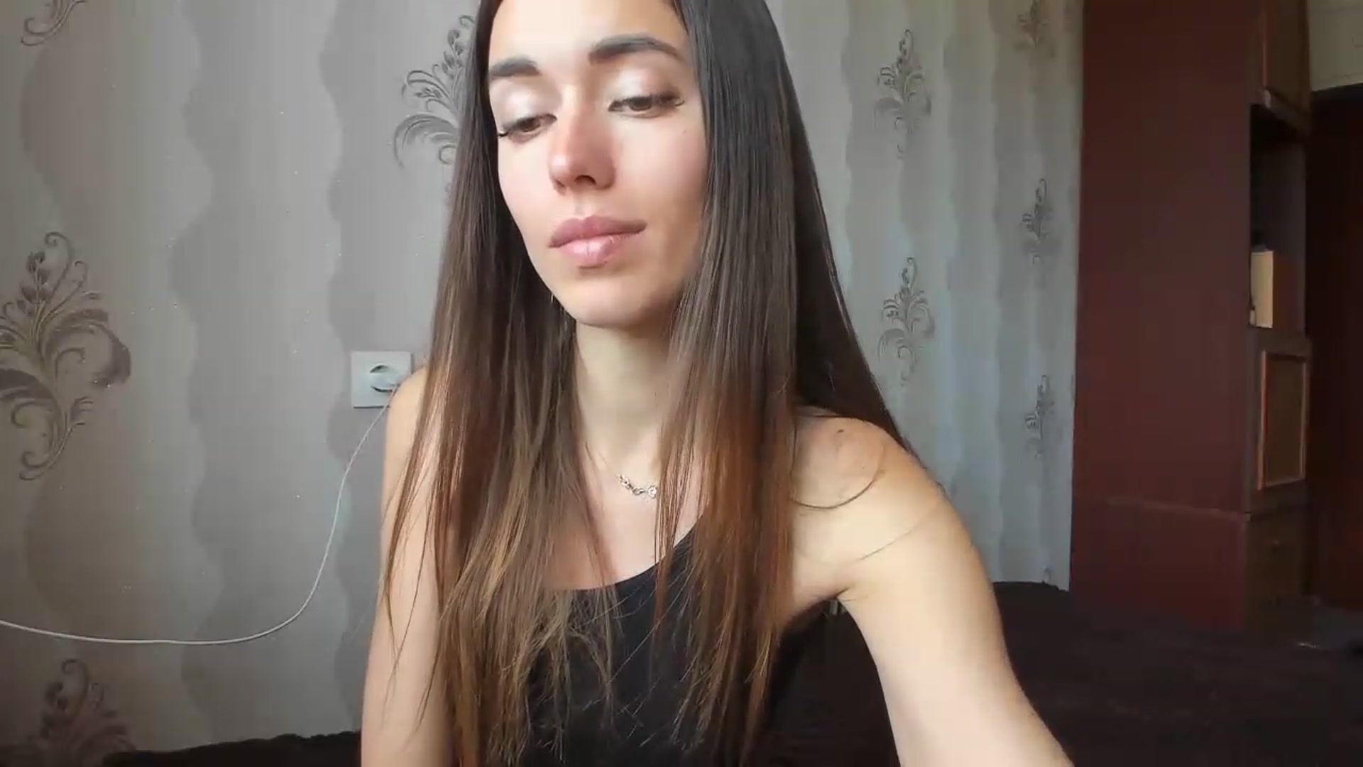 Gallery image thumbnail from Onekiss1's myfreecams stream on, 05/03/2023, 07:52 image 18 of 20