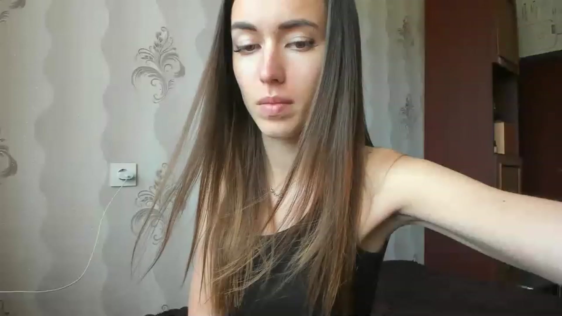 Gallery image thumbnail from Onekiss1's myfreecams stream on, 05/03/2023, 07:52 image 2 of 20