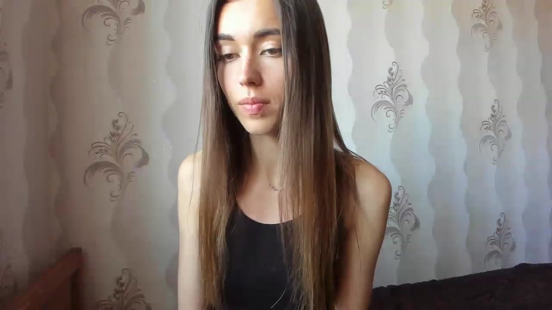 Gallery image thumbnail from Onekiss1's myfreecams stream on, 05/03/2023, 09:35 image 8 of 20