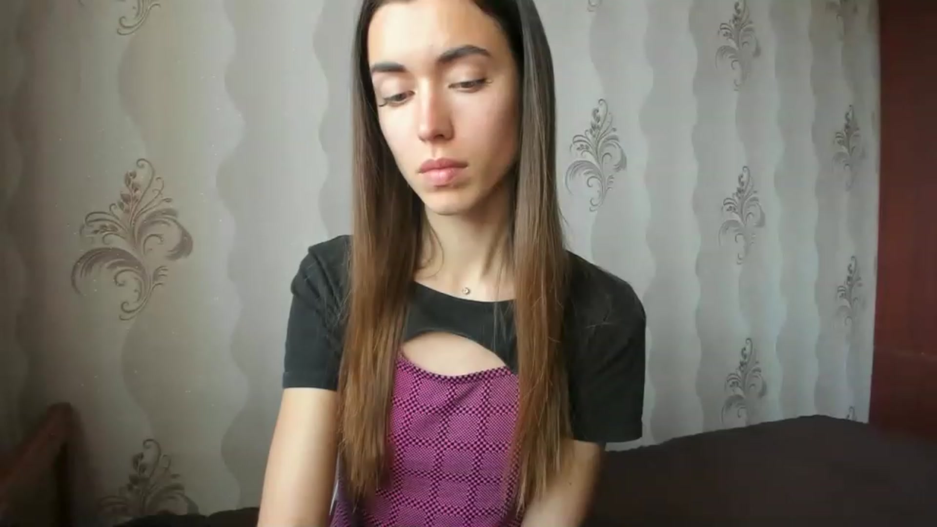 Gallery image thumbnail from Onekiss1's myfreecams stream on, 05/04/2023, 07:04 image 3 of 20
