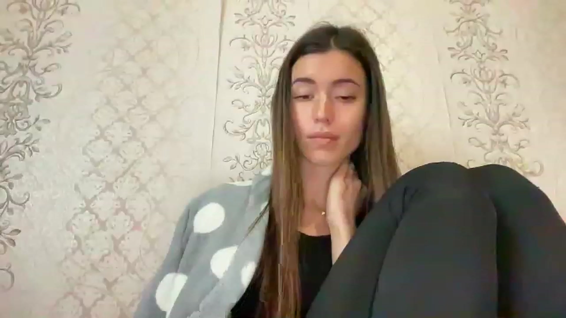 Gallery image thumbnail from Onekiss1's myfreecams stream on, 05/22/2023, 07:12 image 8 of 20