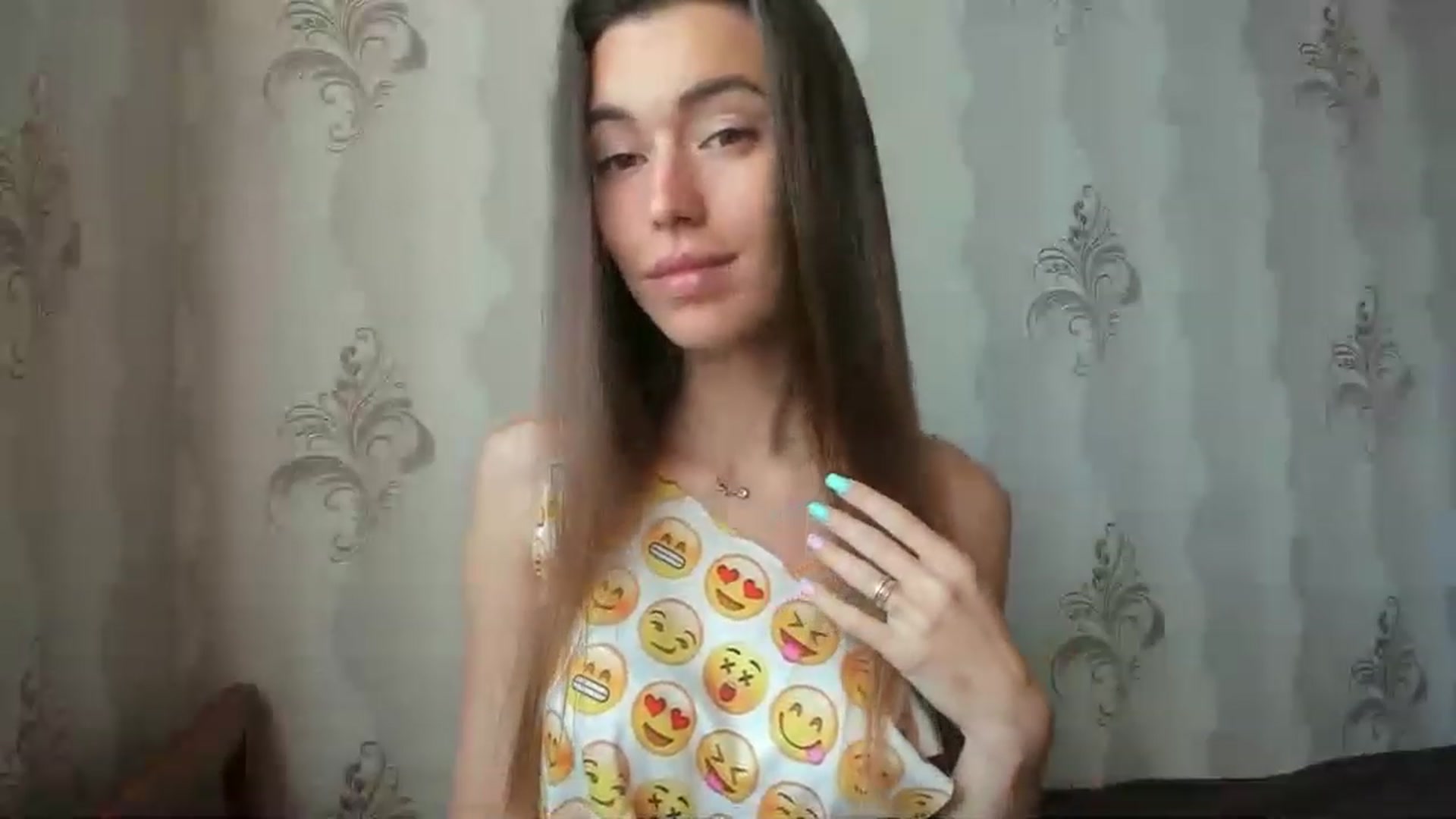 Gallery image thumbnail from Onekiss1's myfreecams stream on, 05/26/2023, 06:24 image 4 of 20