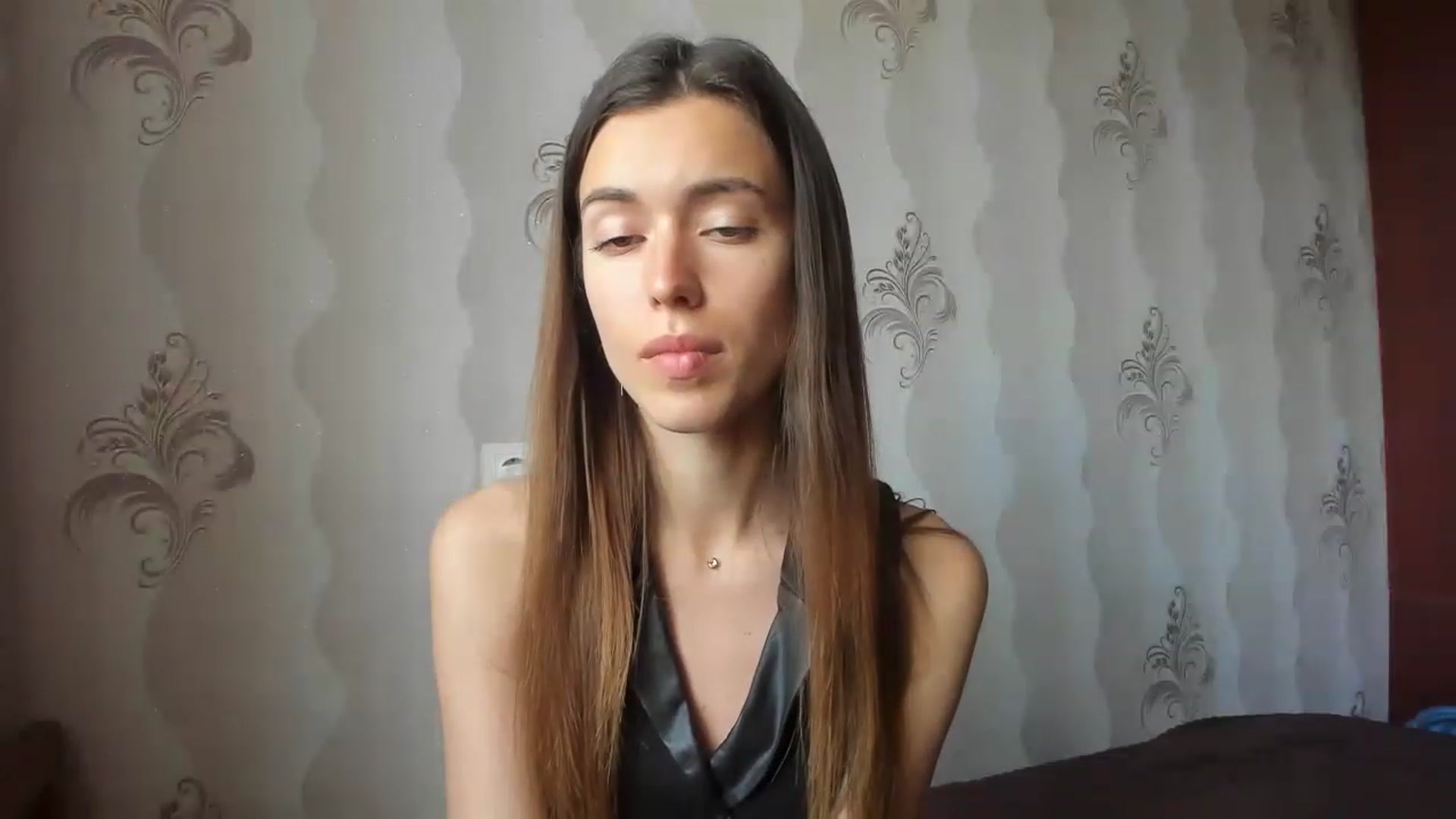 Gallery image thumbnail from Onekiss1's myfreecams stream on, 05/31/2023, 12:44 image 14 of 20