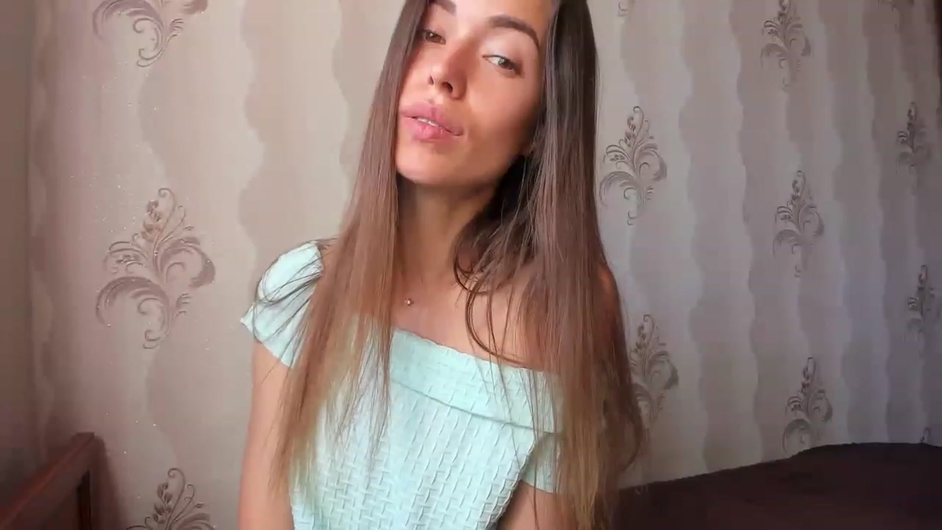 Gallery image thumbnail from Onekiss1's myfreecams stream on, 06/02/2023, 05:59 image 12 of 20