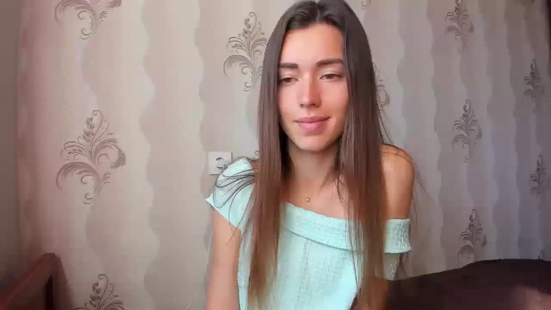 Gallery image thumbnail from Onekiss1's myfreecams stream on, 06/02/2023, 05:59 image 4 of 20