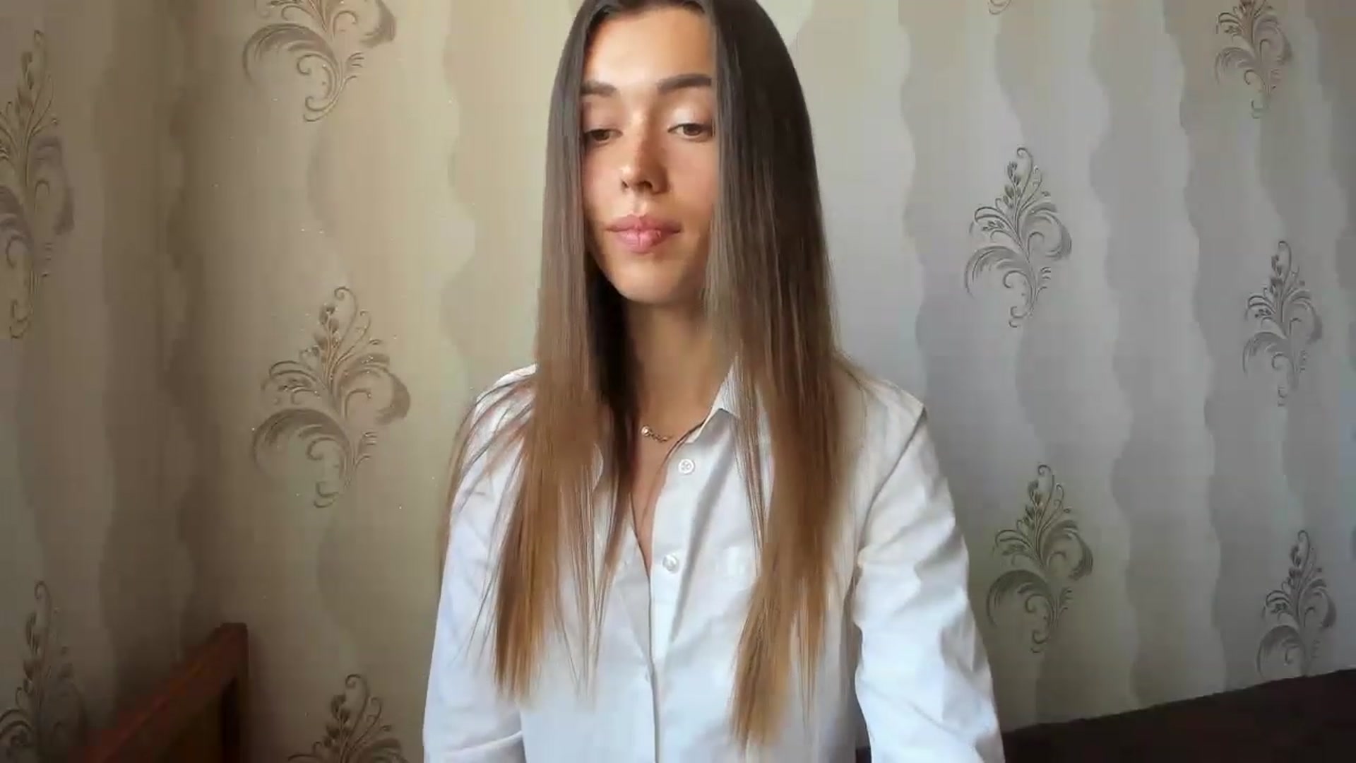Gallery image thumbnail from Onekiss1's myfreecams stream on, 06/03/2023, 07:25 image 8 of 20