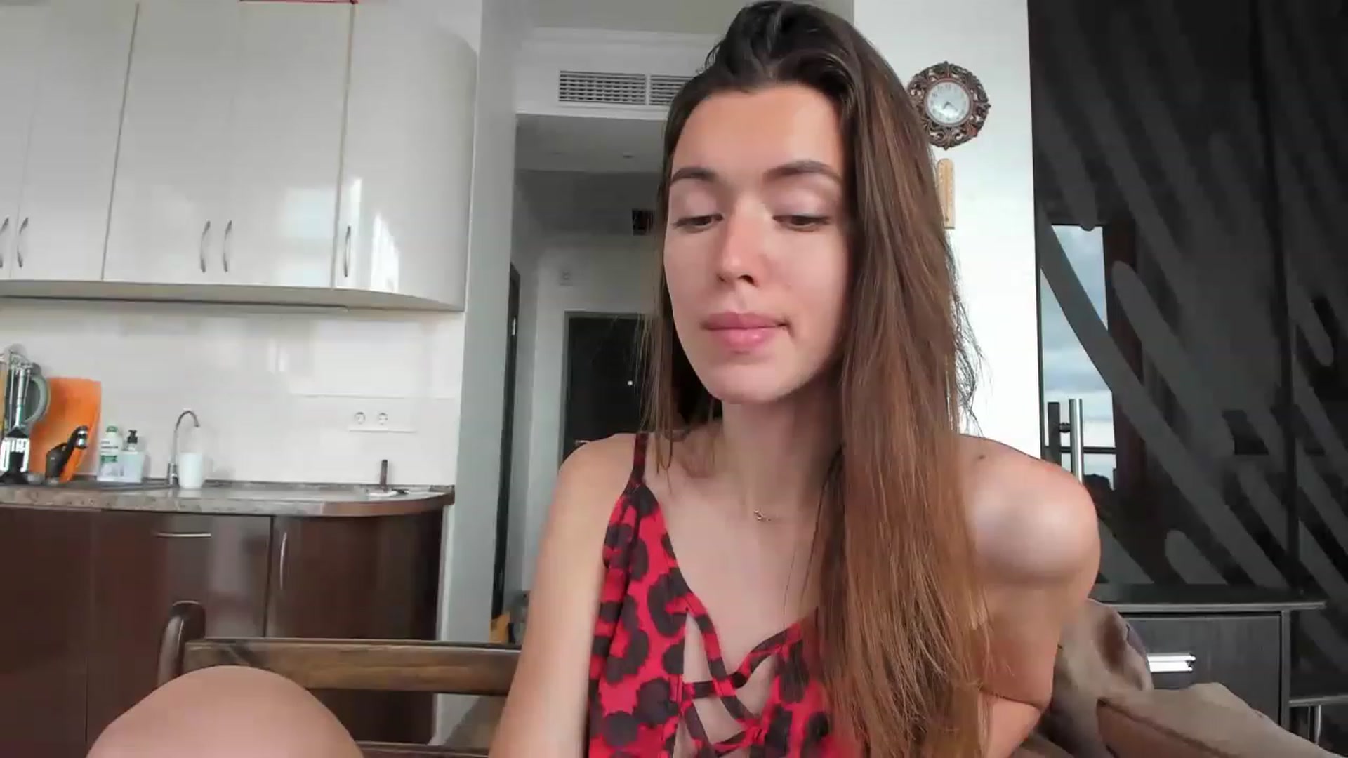 Gallery image thumbnail from Onekiss1's myfreecams stream on, 06/12/2023, 04:33 image 19 of 20