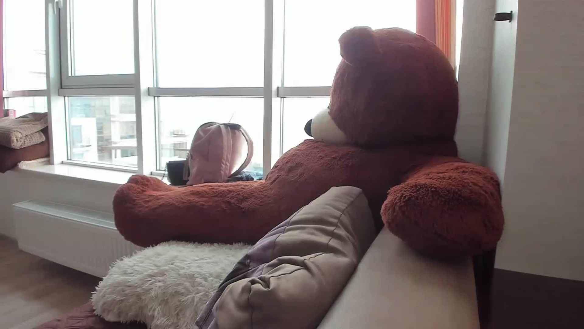 Gallery image thumbnail from Onekiss1's myfreecams stream on, 06/12/2023, 06:34 image 8 of 20