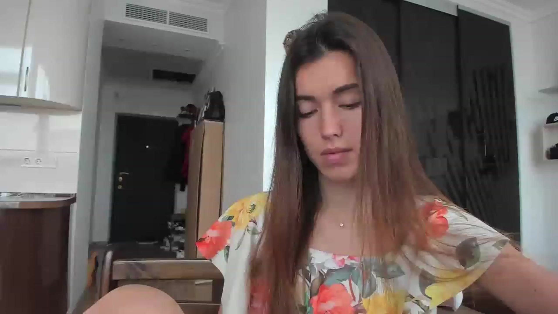 Gallery image thumbnail from Onekiss1's myfreecams stream on, 06/13/2023, 06:44 image 11 of 20