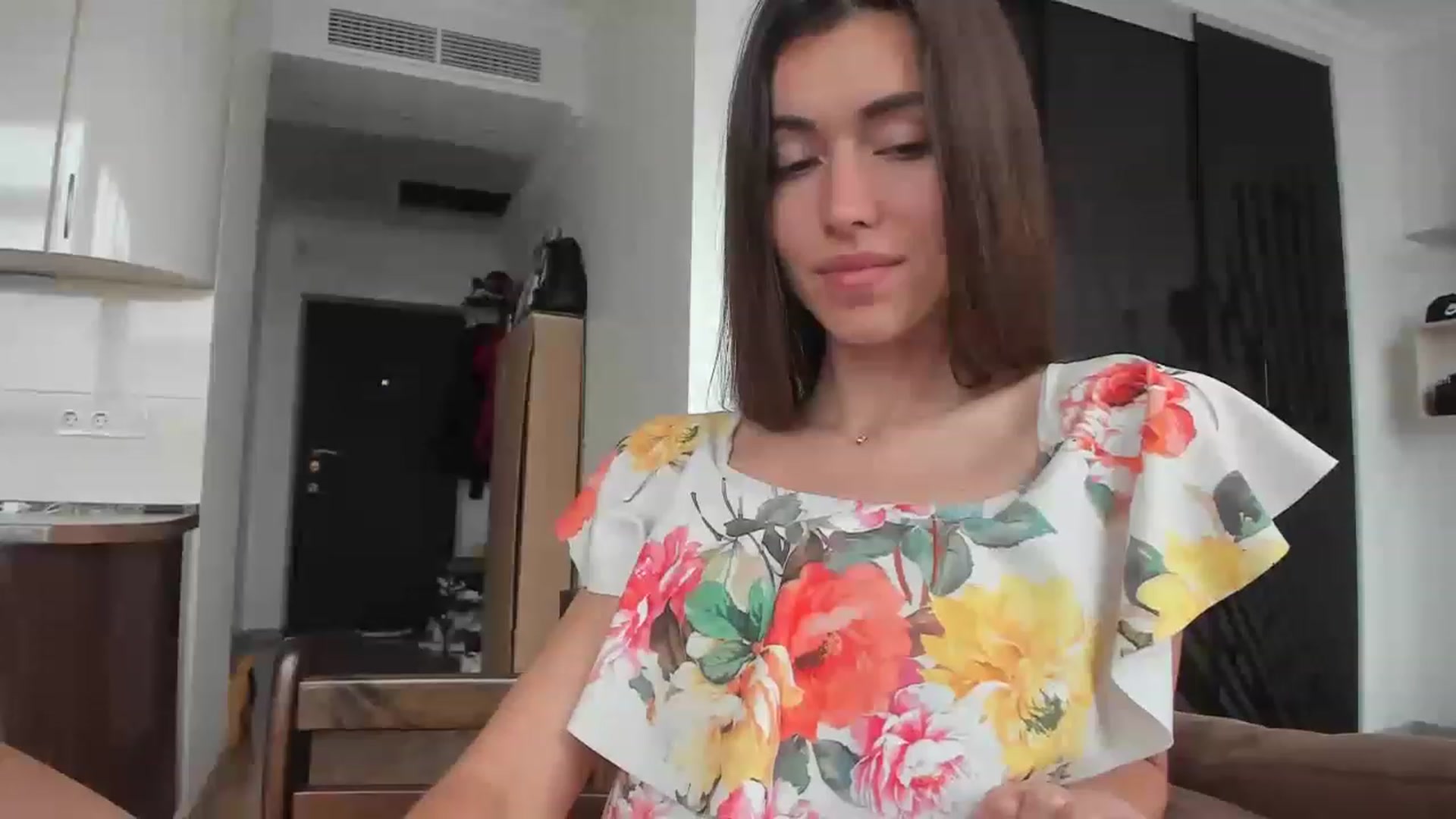Gallery image thumbnail from Onekiss1's myfreecams stream on, 06/13/2023, 06:44 image 13 of 20
