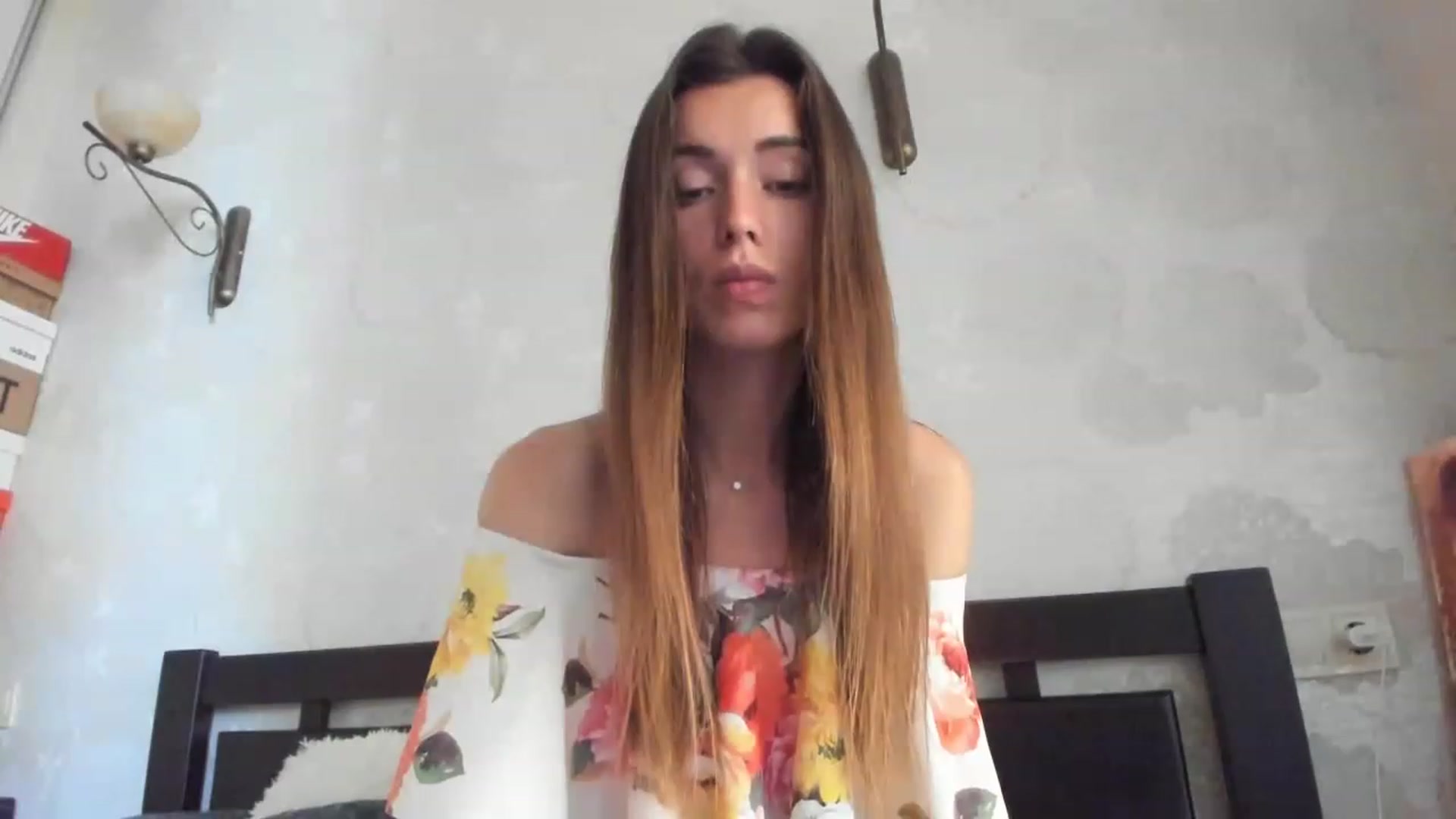 Gallery image thumbnail from Onekiss1's myfreecams stream on, 06/13/2023, 08:37 image 5 of 20